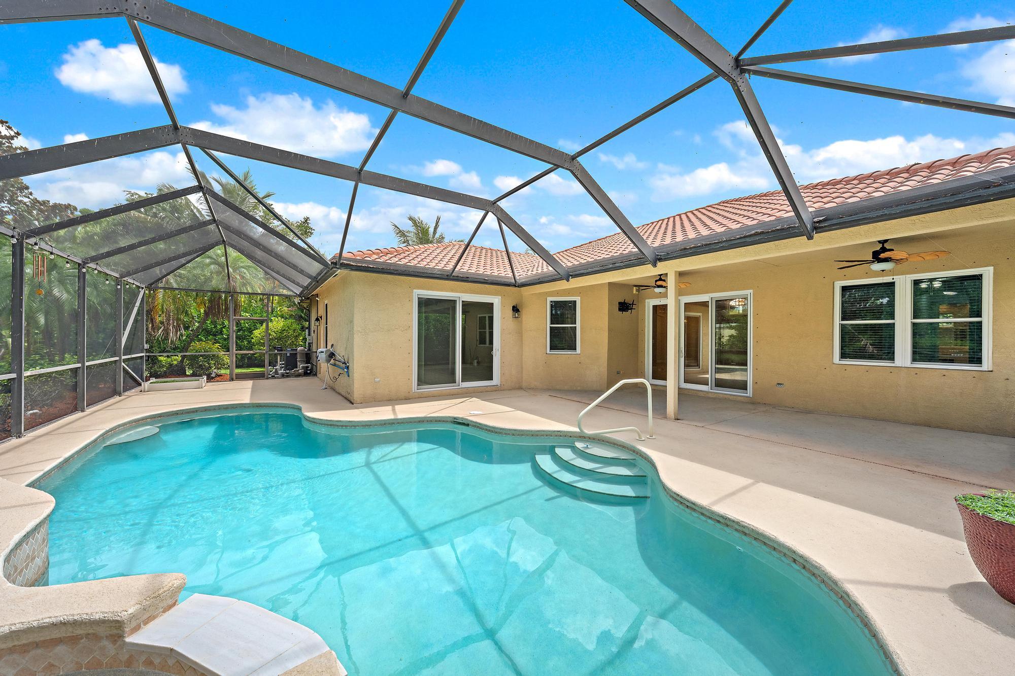 1493 Stonehaven Estates, West Palm Beach FL 33411