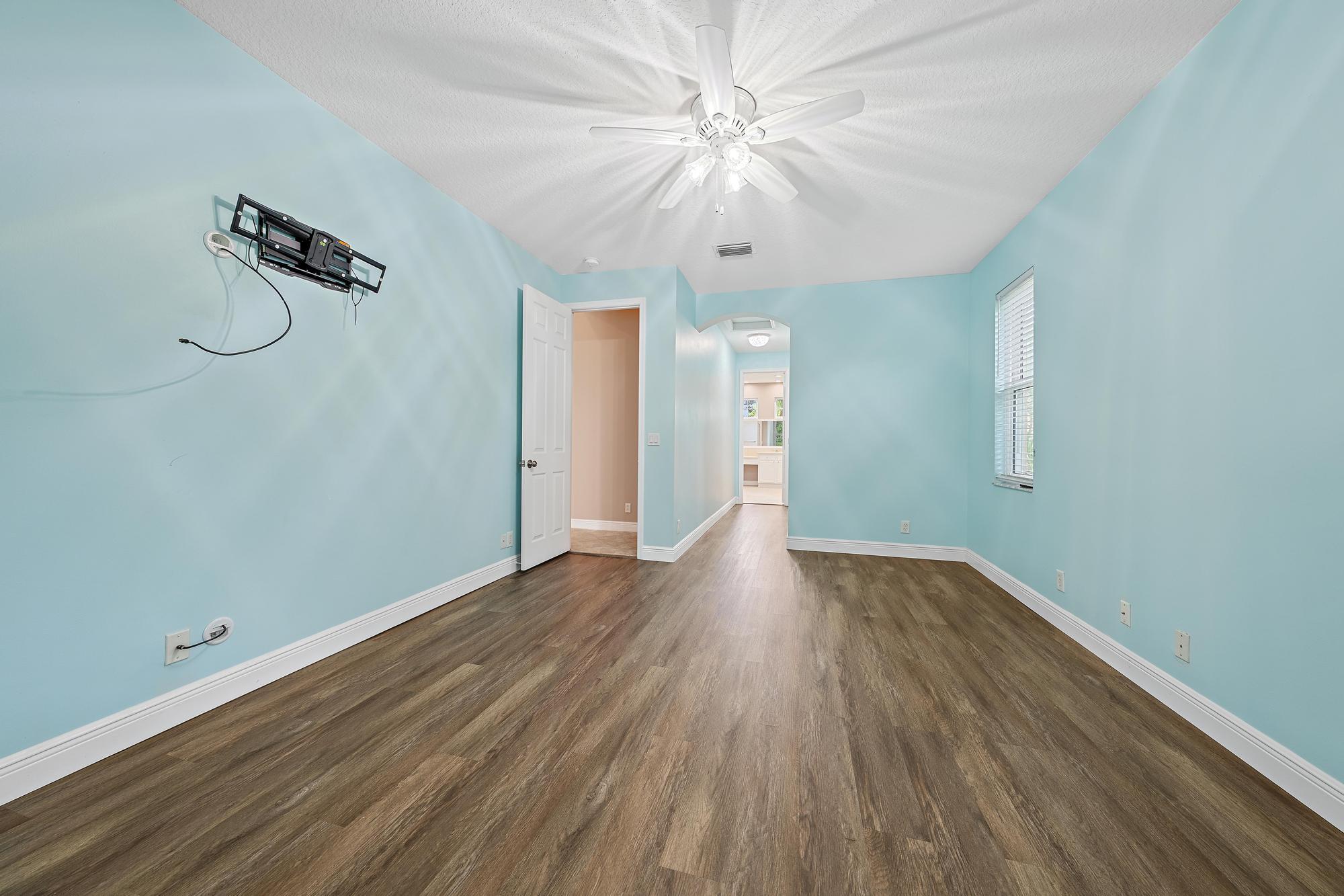 1493 Stonehaven Estates, West Palm Beach FL 33411