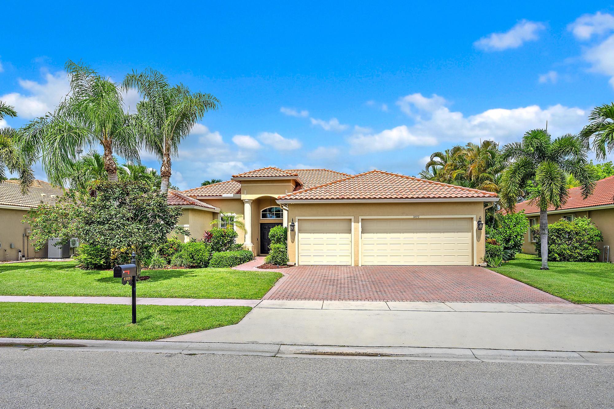 1493 Stonehaven Estates, West Palm Beach FL 33411