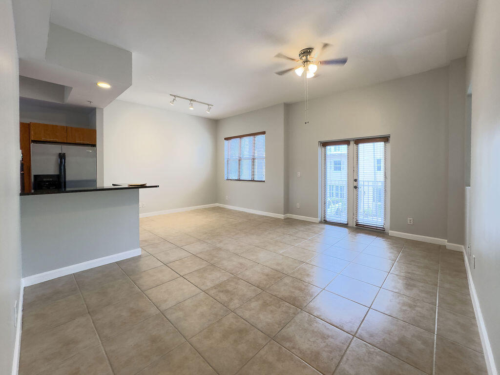 2313 Vintage, Lighthouse Point FL 33064
