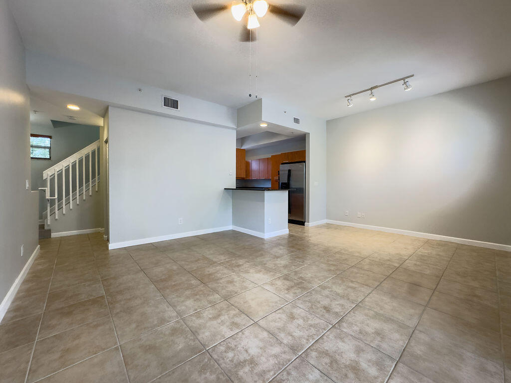 2313 Vintage, Lighthouse Point FL 33064