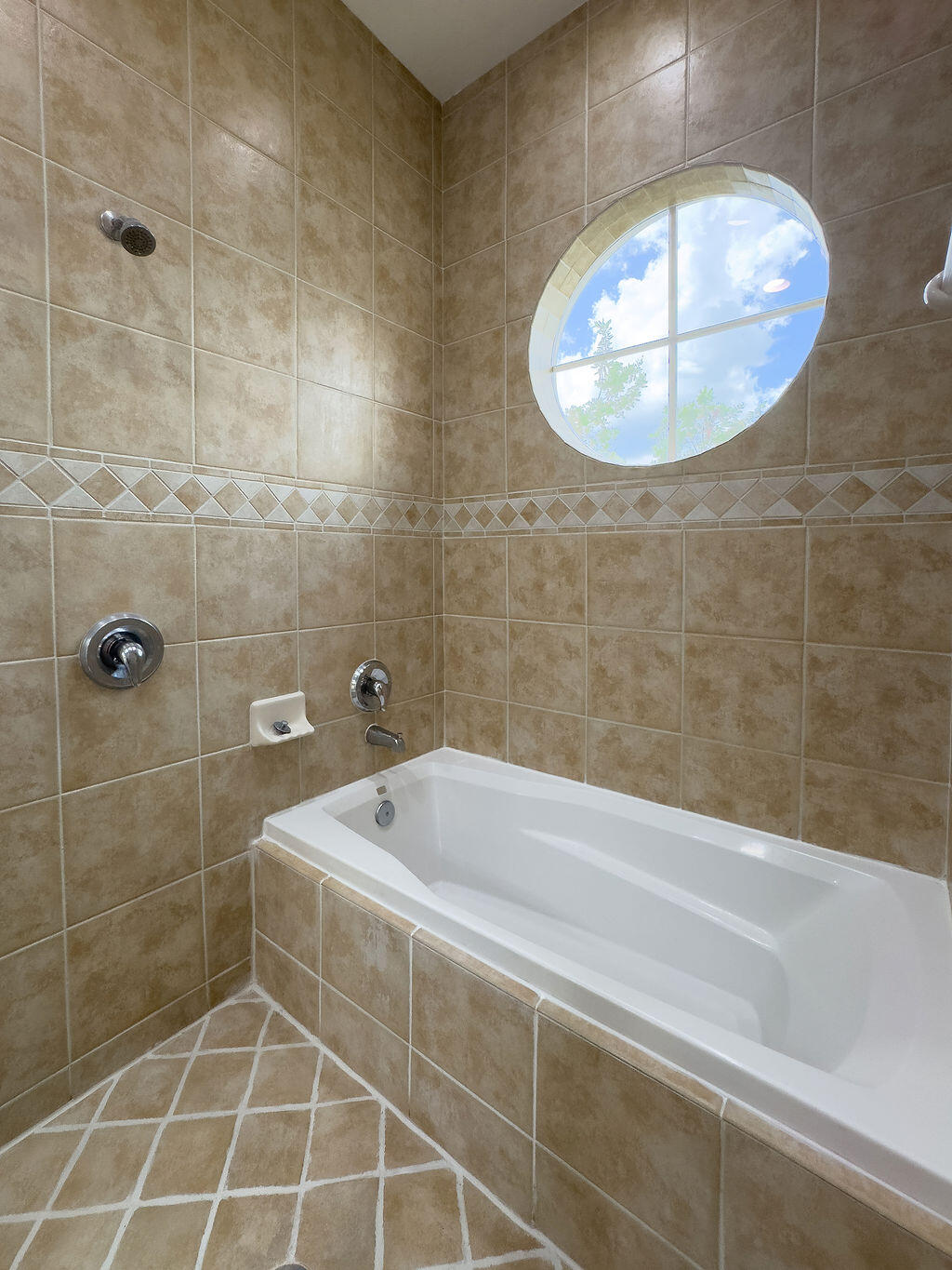 2313 Vintage, Lighthouse Point FL 33064