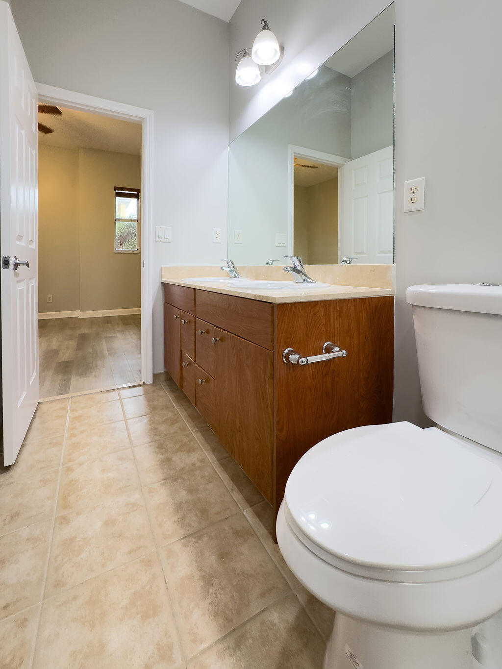 2313 Vintage, Lighthouse Point FL 33064