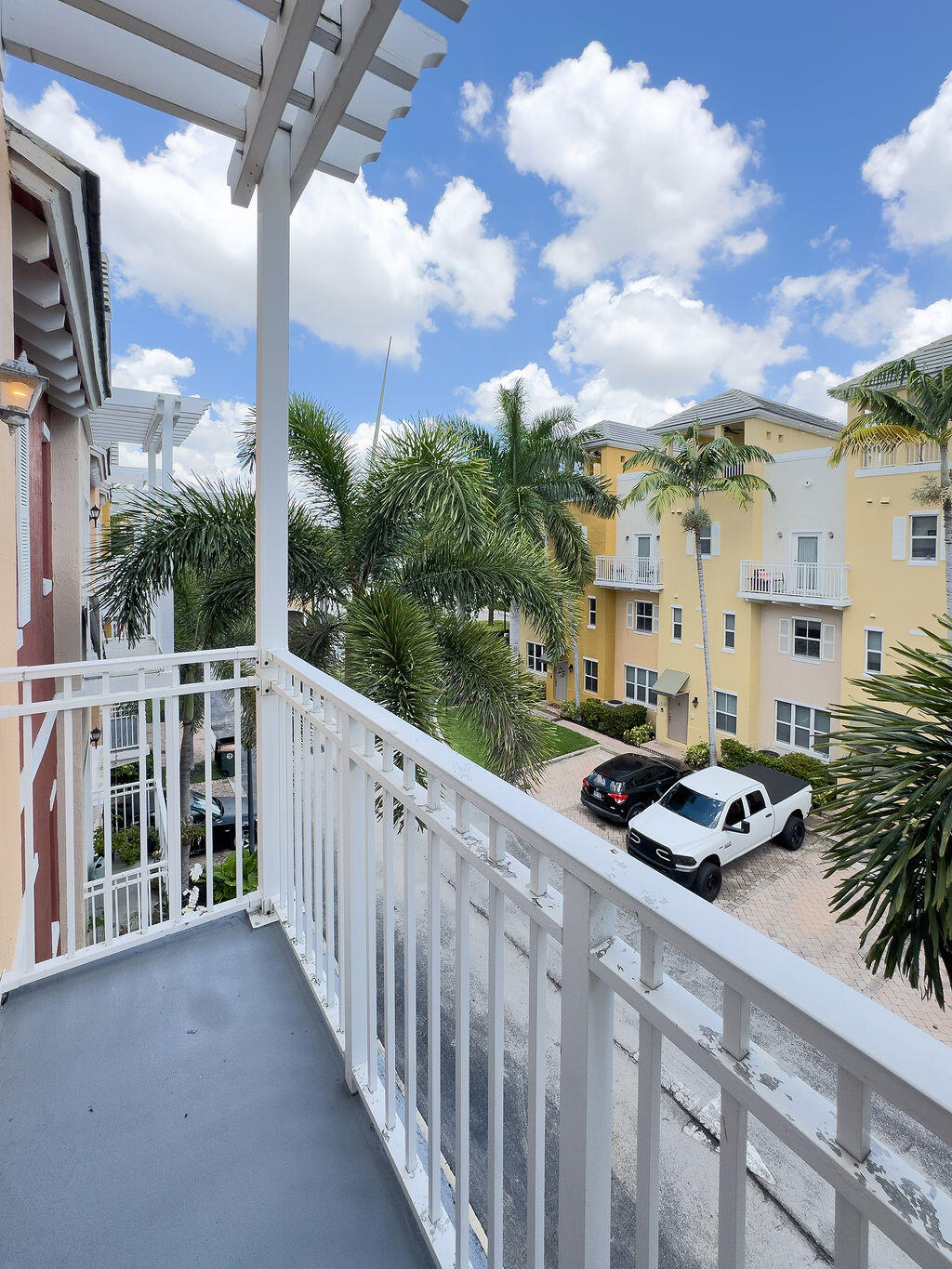 2313 Vintage, Lighthouse Point FL 33064