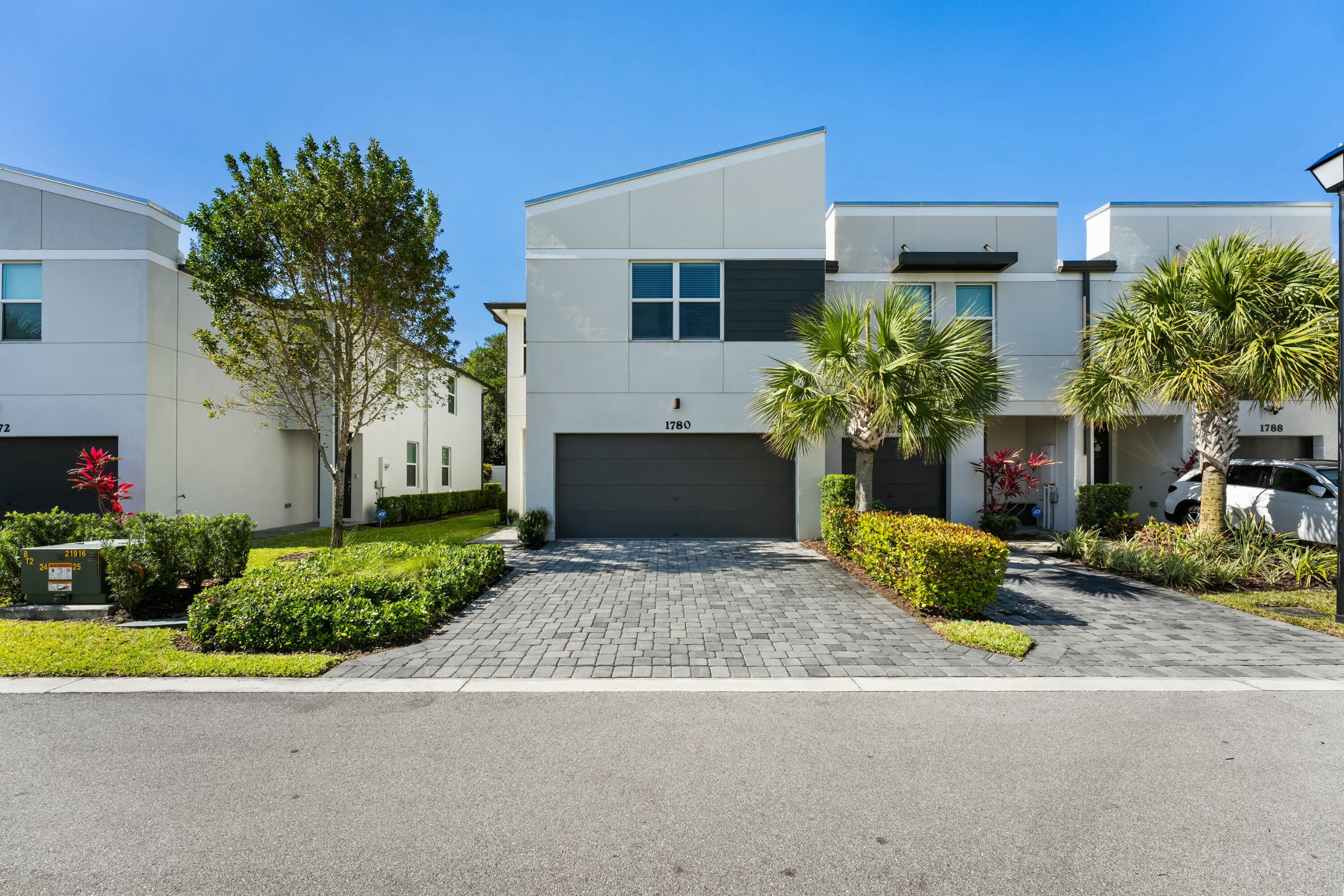 1780 Lindley, Mangonia Park FL 33407