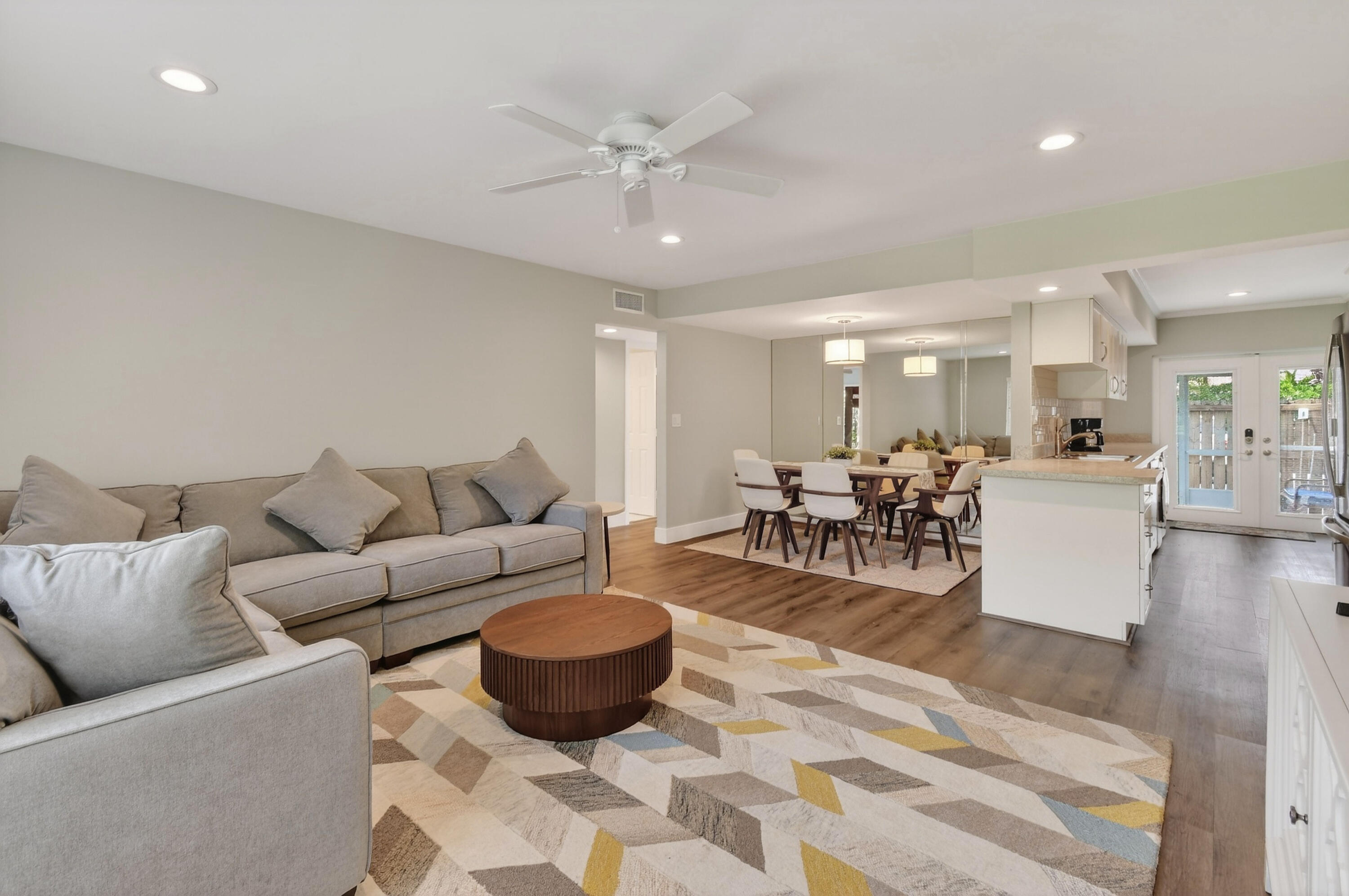 11521 Landing #E1, North Palm Beach FL 33408