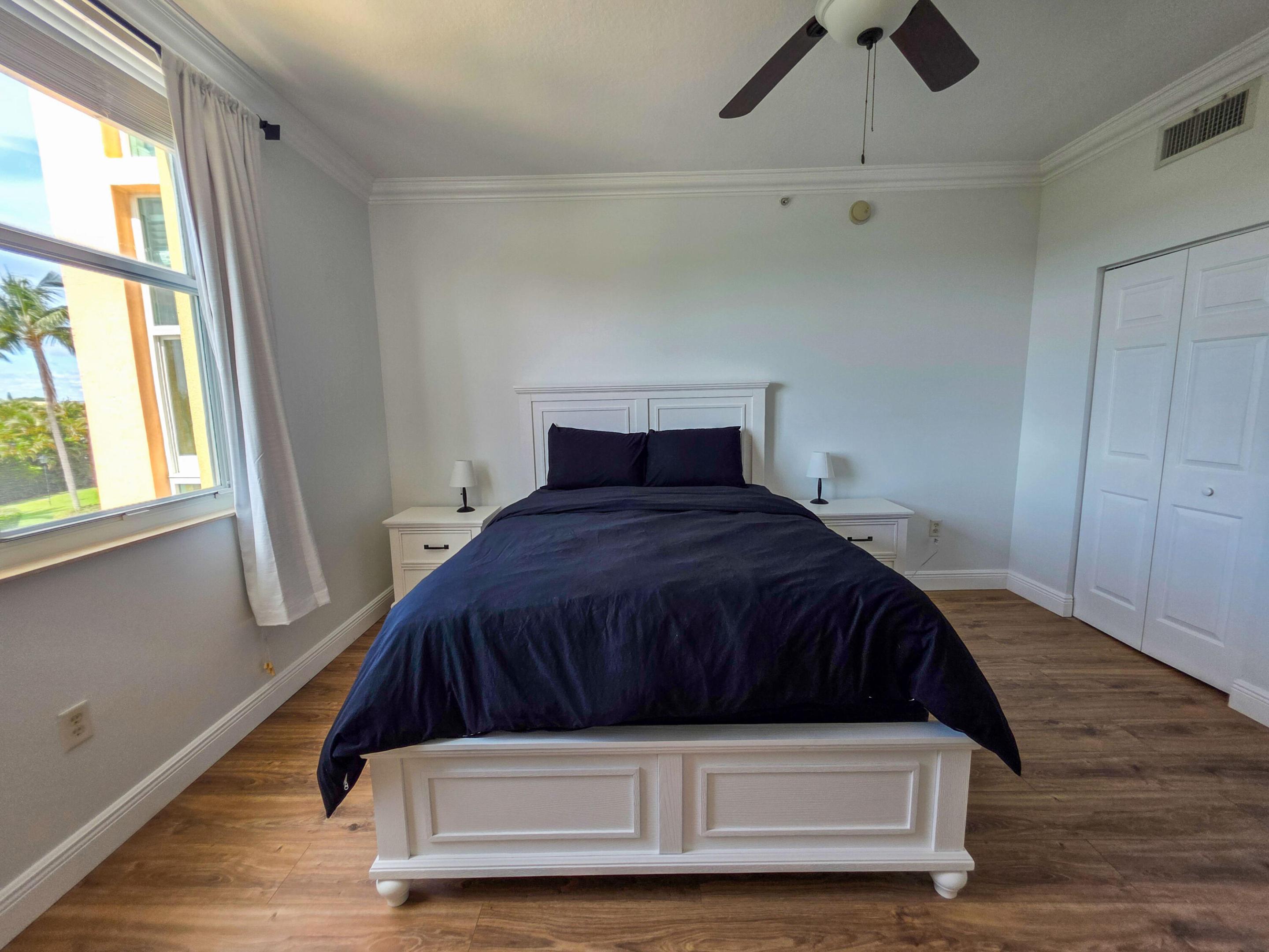 806 E Windward #323, Lantana FL 33462