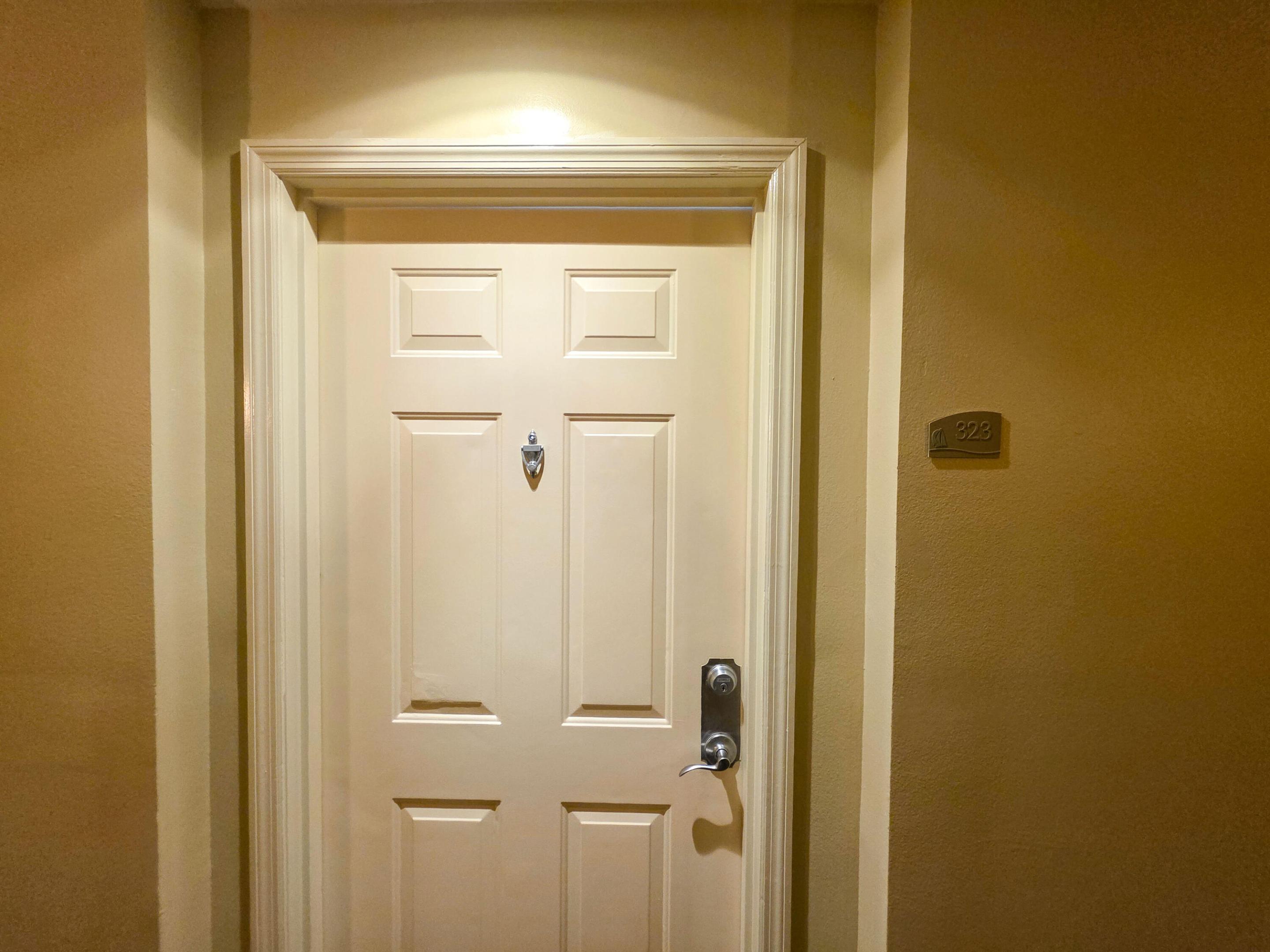 806 E Windward #323, Lantana FL 33462
