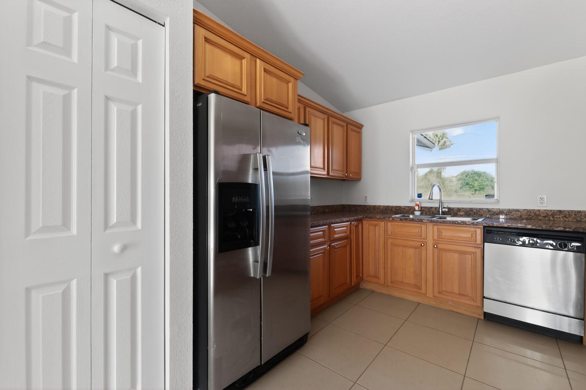 138 Dabou, Belle Glade FL 33430