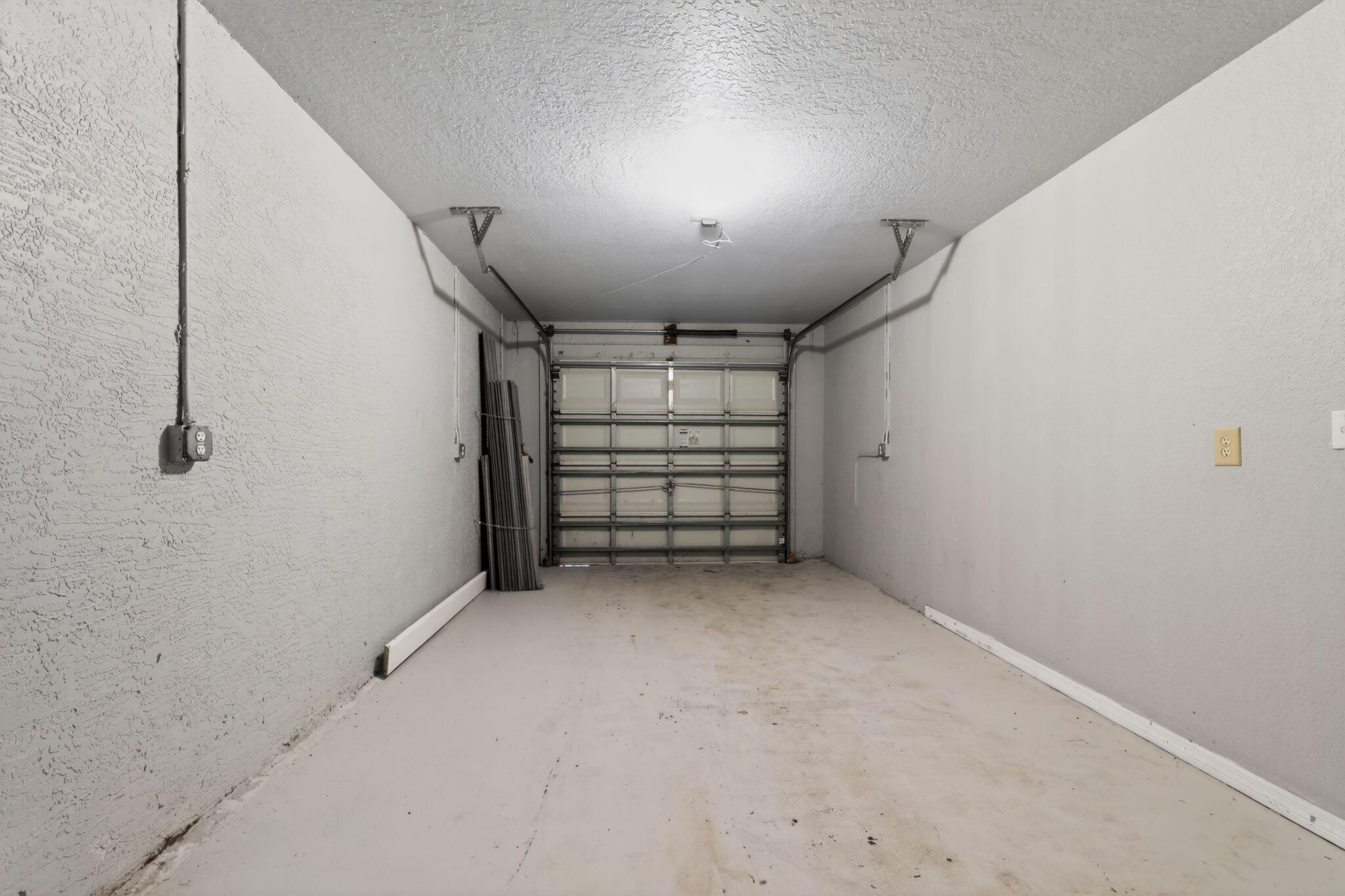 138 Dabou, Belle Glade FL 33430
