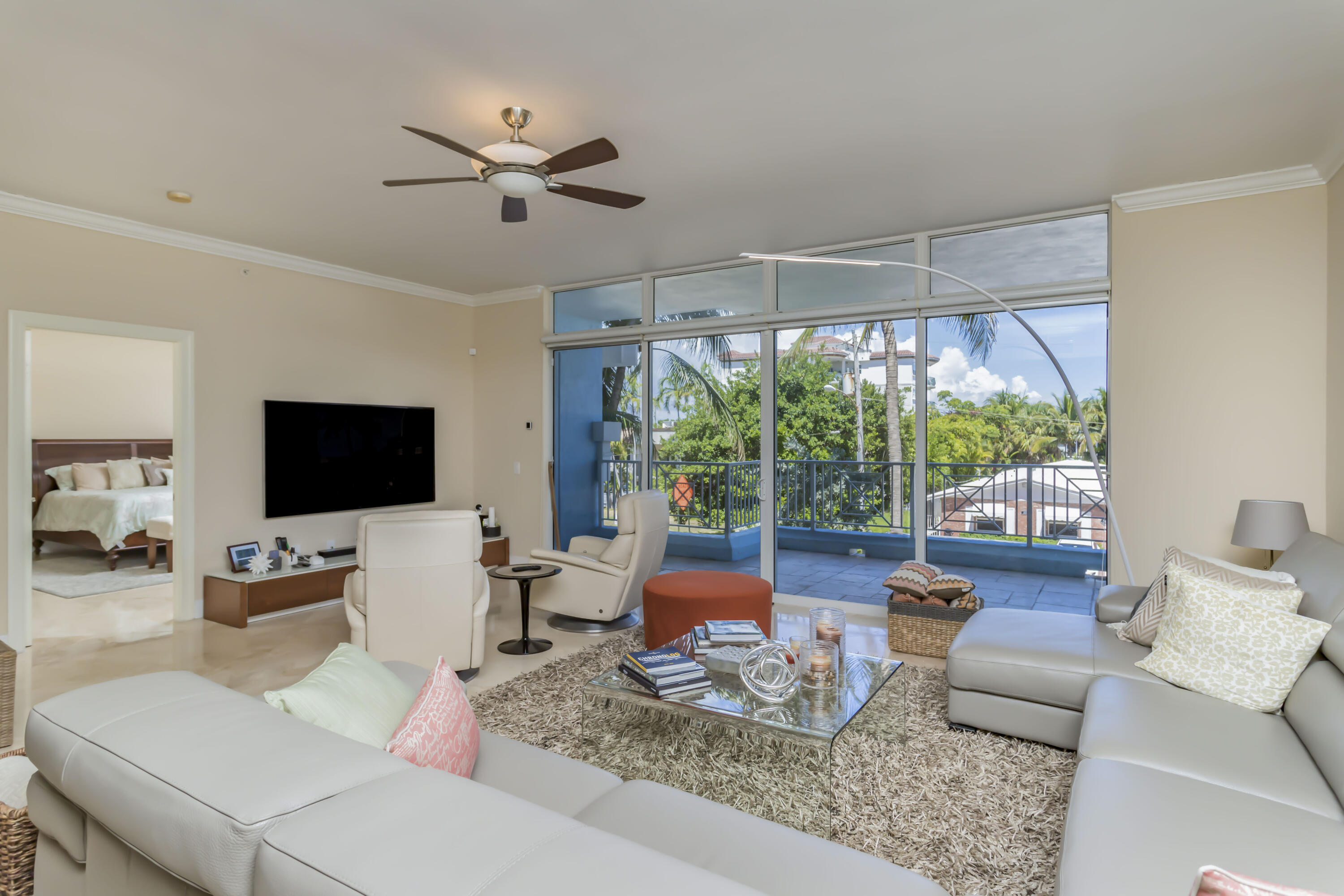 701 SE 21st #204, Deerfield Beach FL 33441