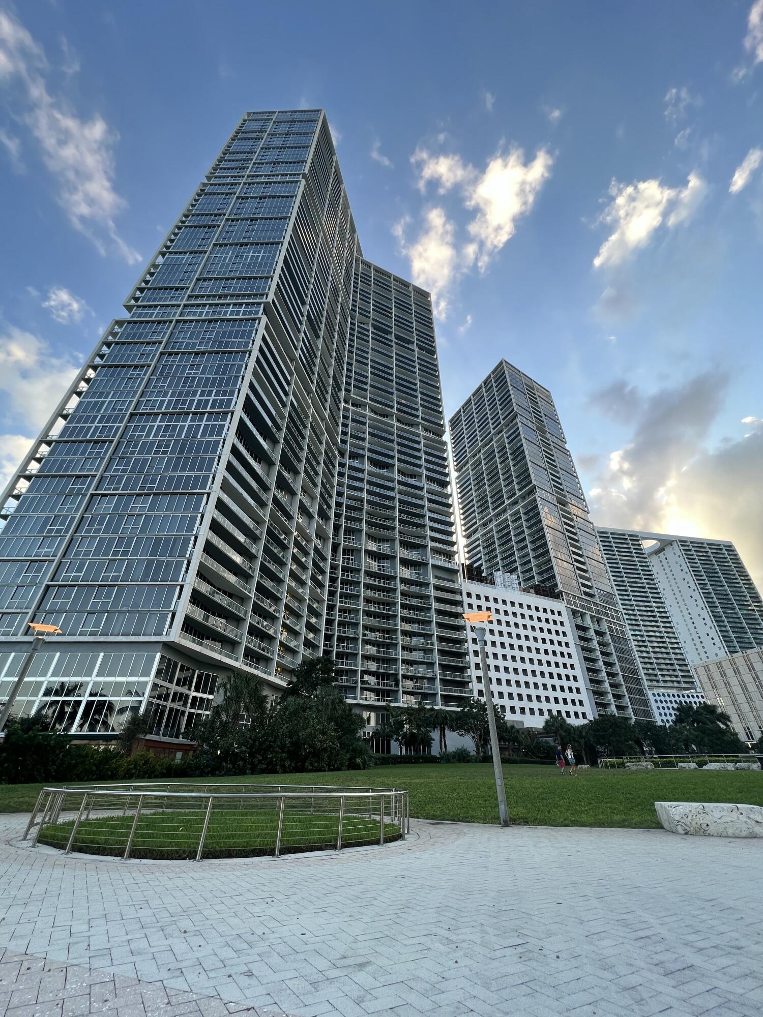 495 Brickell #2611, Miami FL 33131