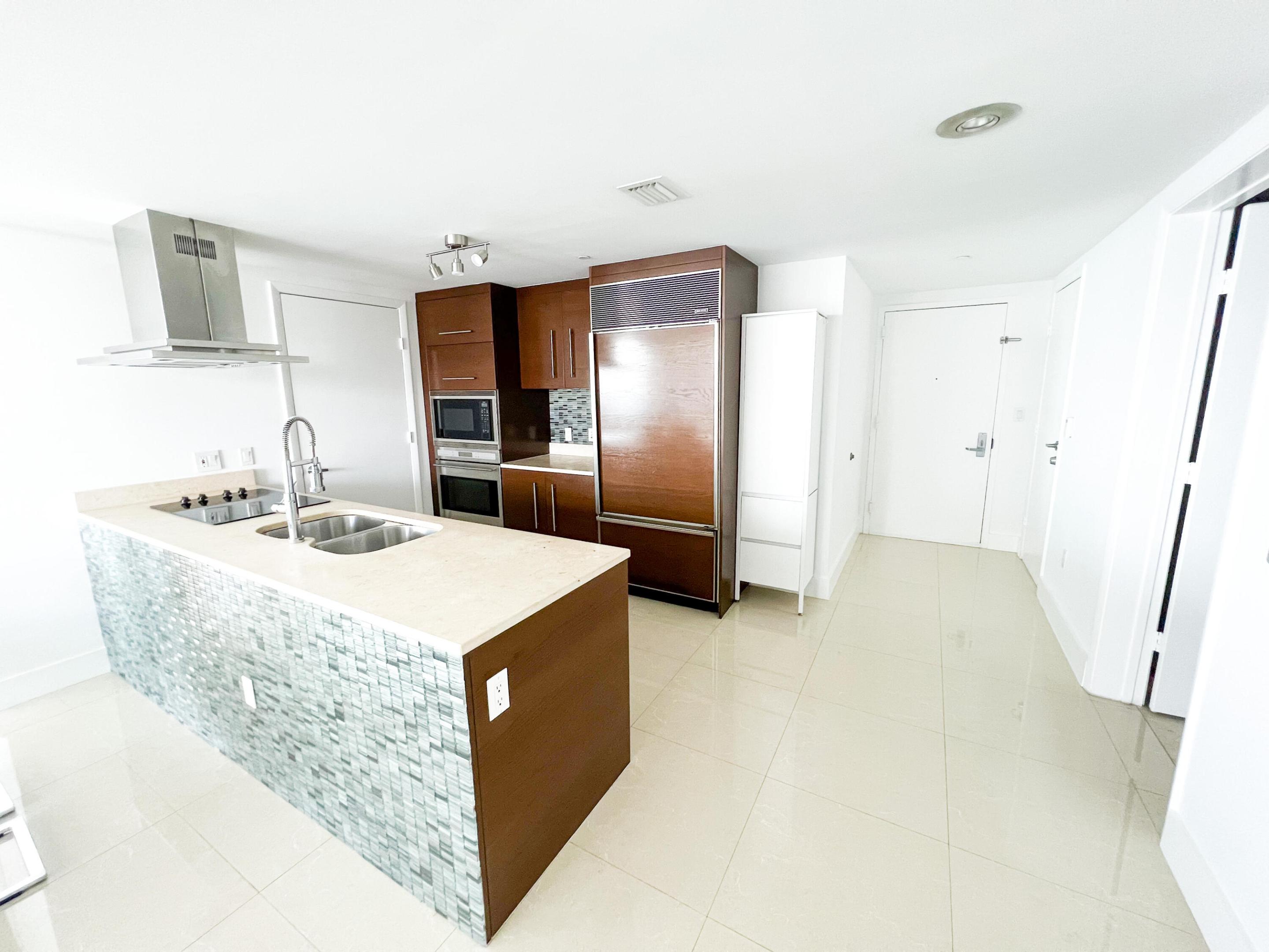 495 Brickell #2611, Miami FL 33131