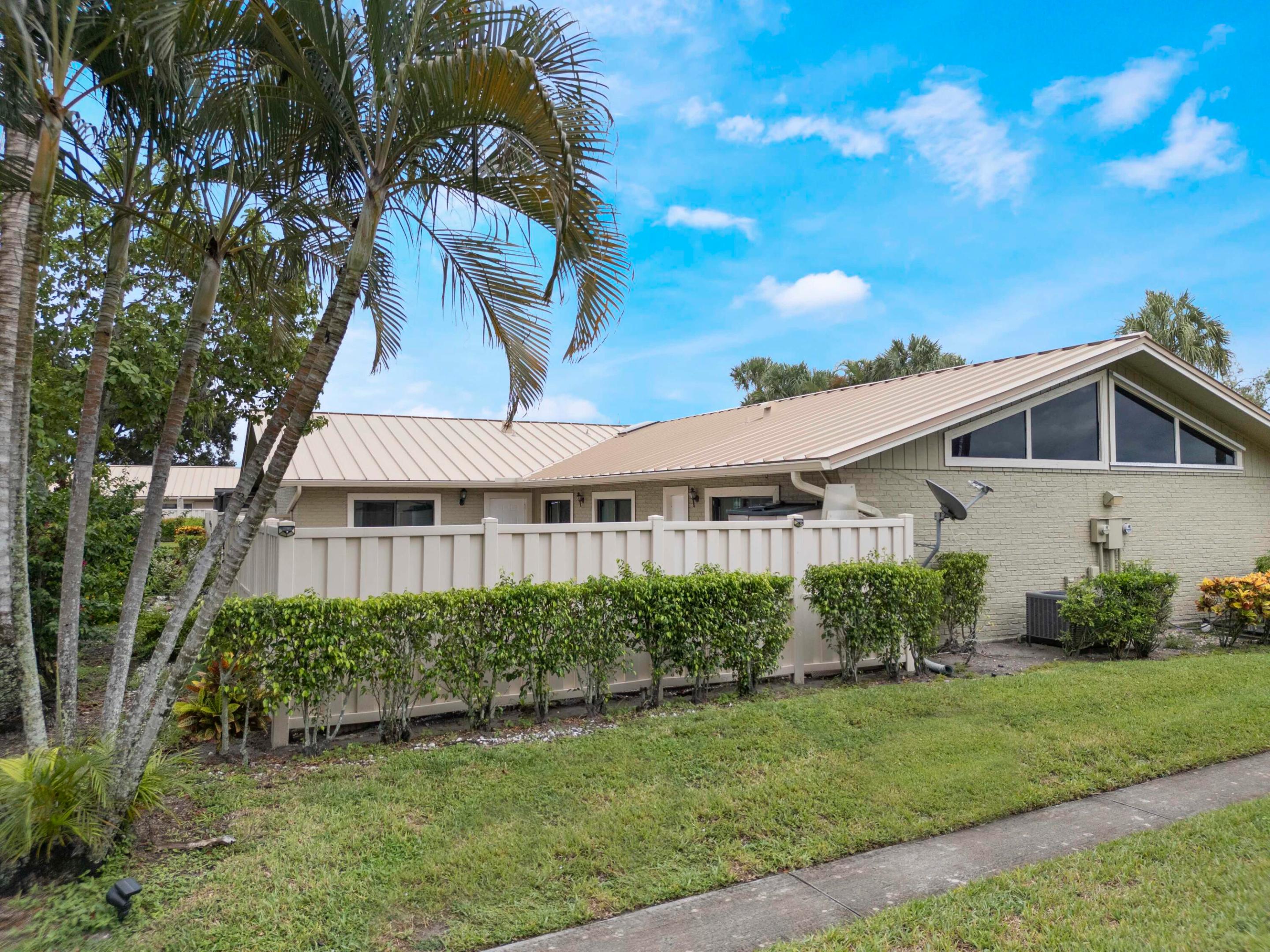 5933 Golden Eagle, Palm Beach Gardens FL 33418
