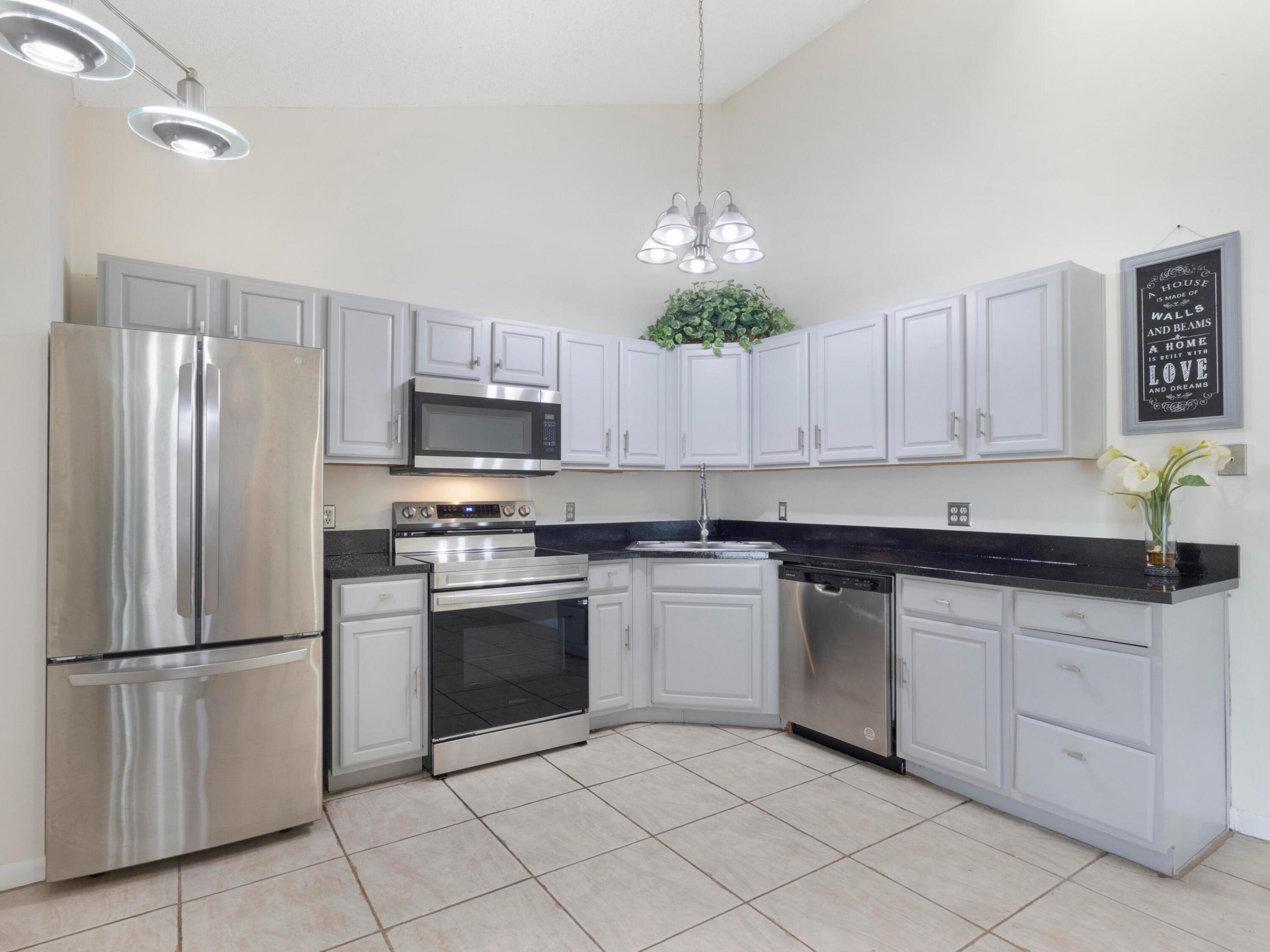 5933 Golden Eagle, Palm Beach Gardens FL 33418