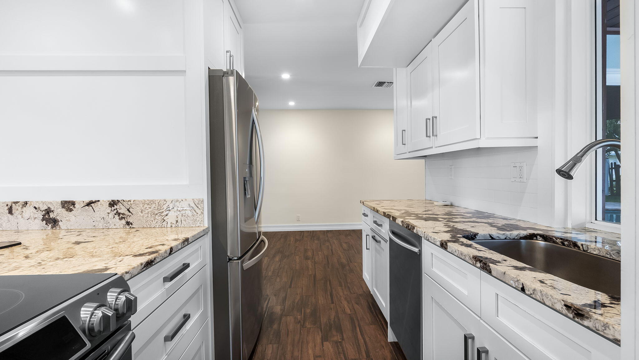 1041 SW 4th, Boca Raton FL 33486