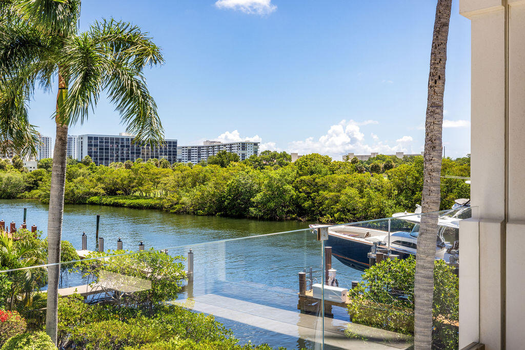 792 Harbour Isles, West Palm Beach FL 33410