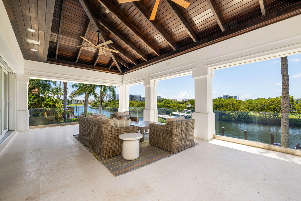 792 Harbour Isles, West Palm Beach FL 33410