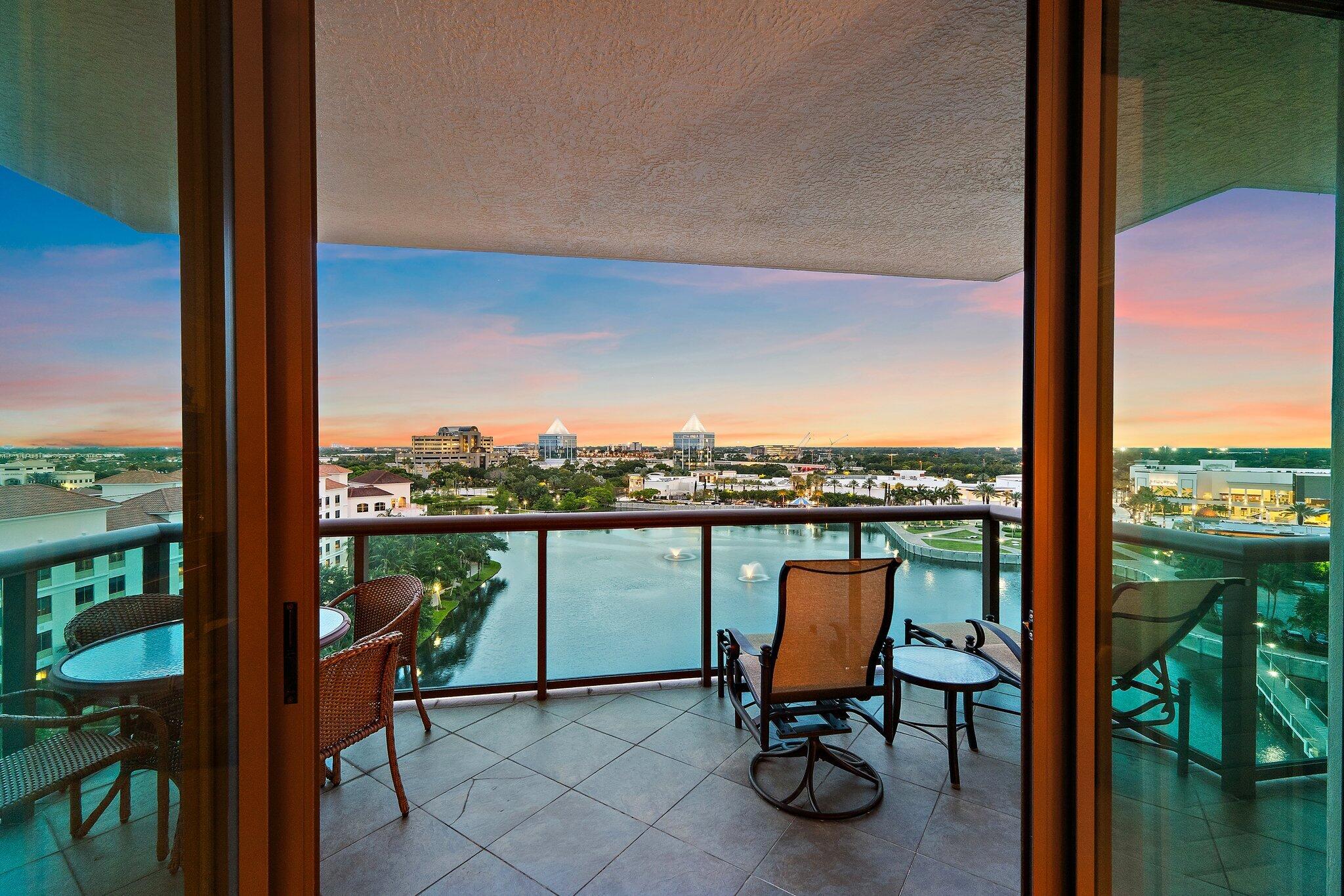3620 Gardens #902b, Palm Beach Gardens FL 33410