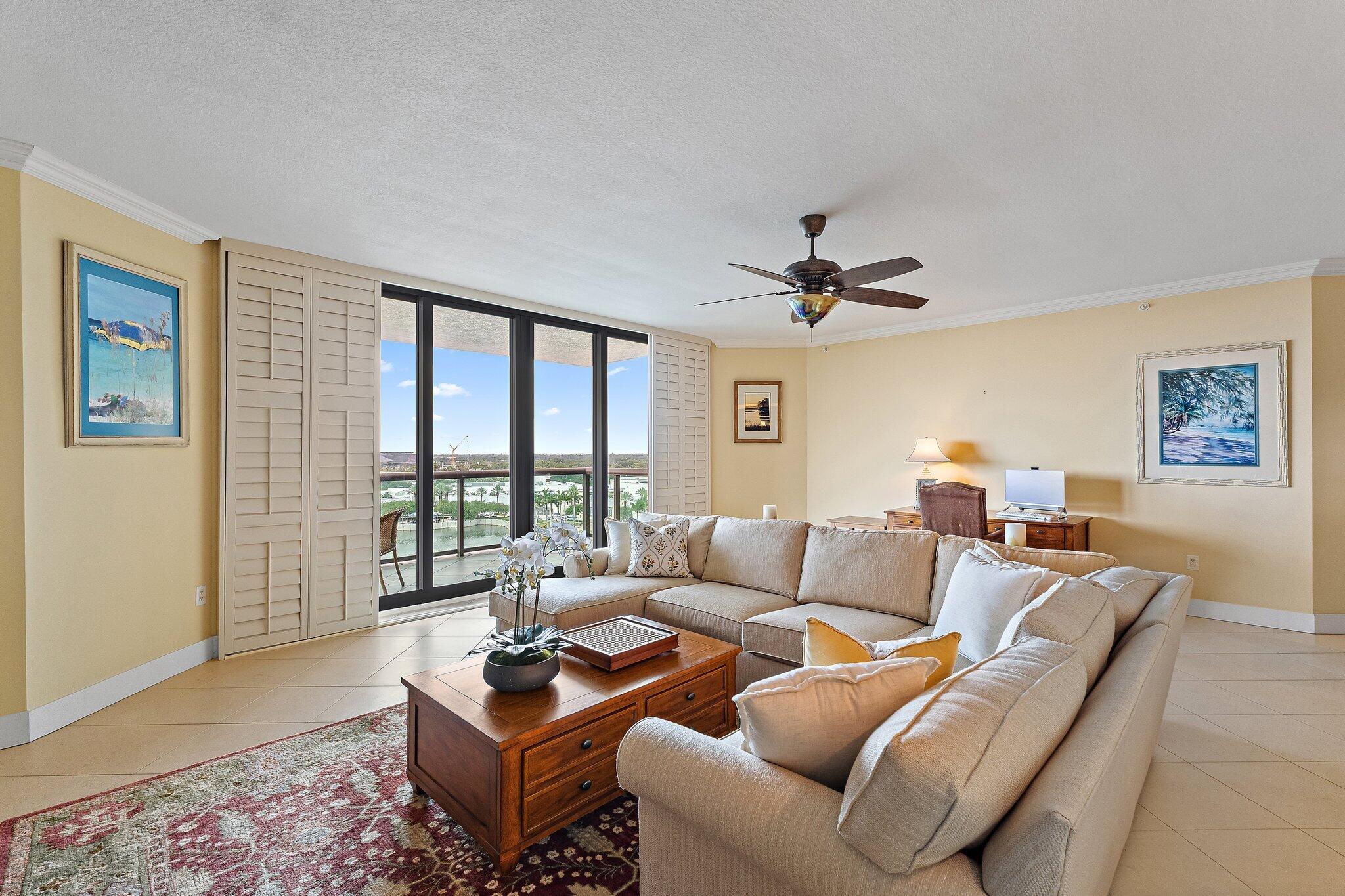 3620 Gardens #902b, Palm Beach Gardens FL 33410