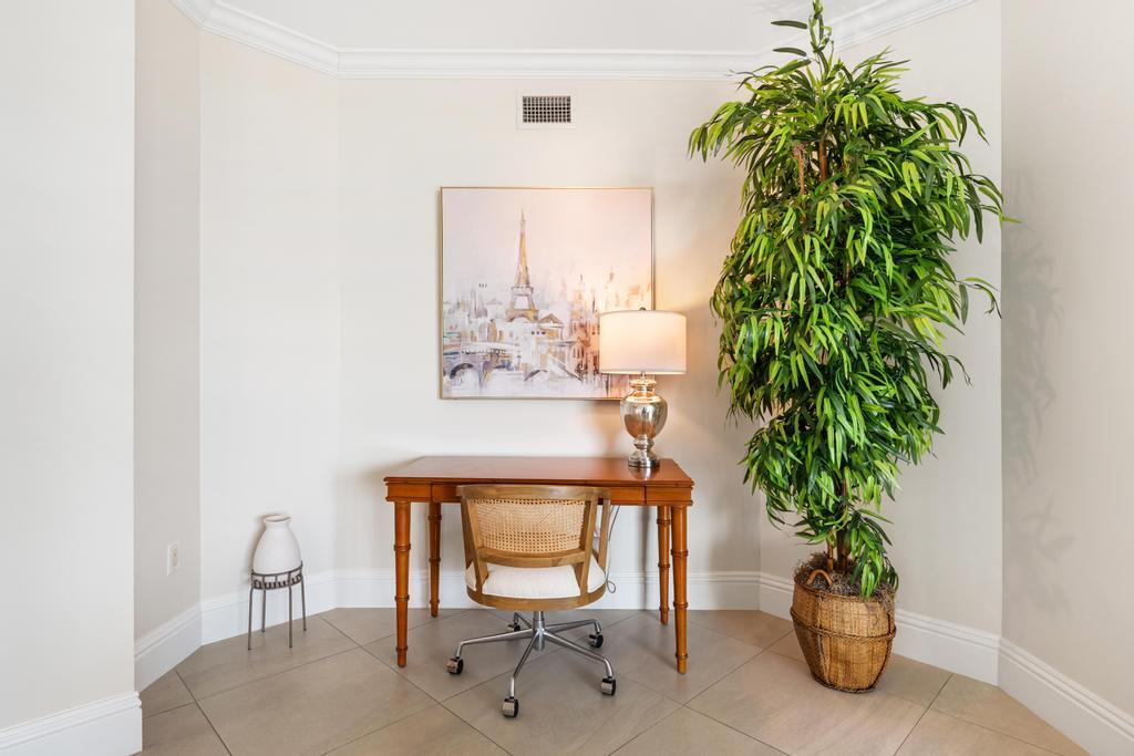 3610 Gardens #502a, Palm Beach Gardens FL 33410