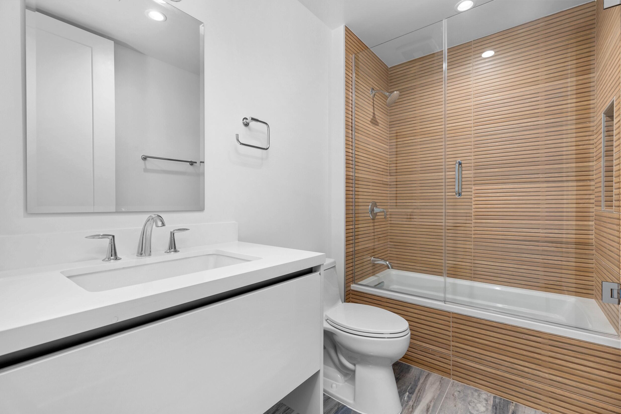 495 E Royal Palm #201, Boca Raton FL 33432