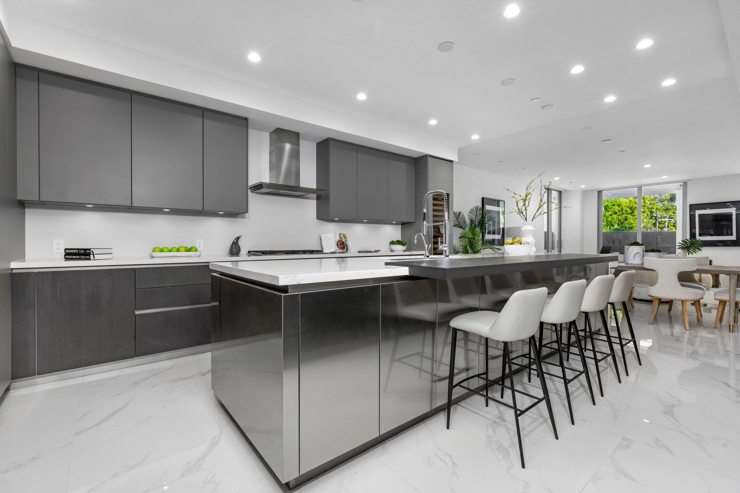 495 E Royal Palm #201, Boca Raton FL 33432