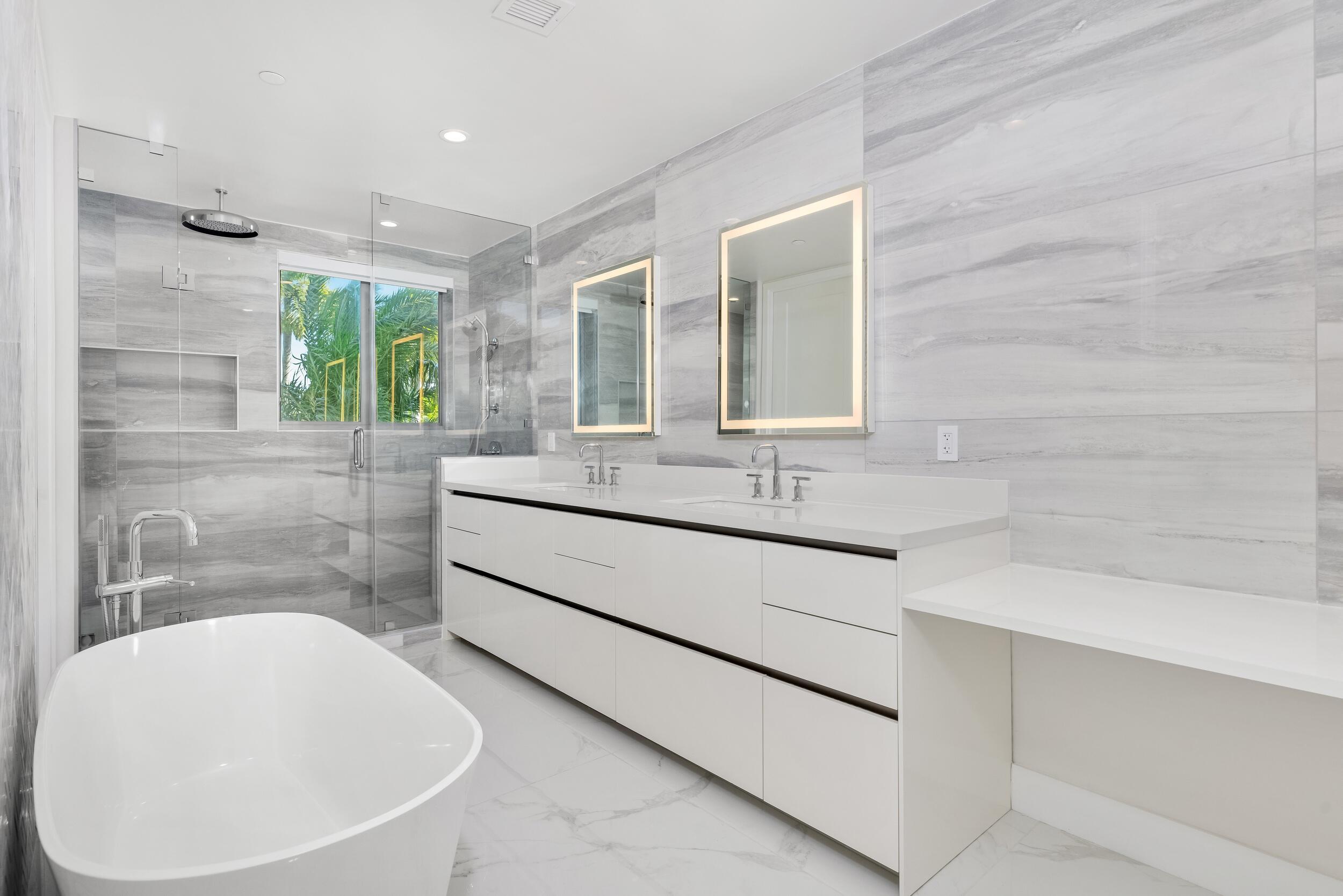 495 E Royal Palm #201, Boca Raton FL 33432