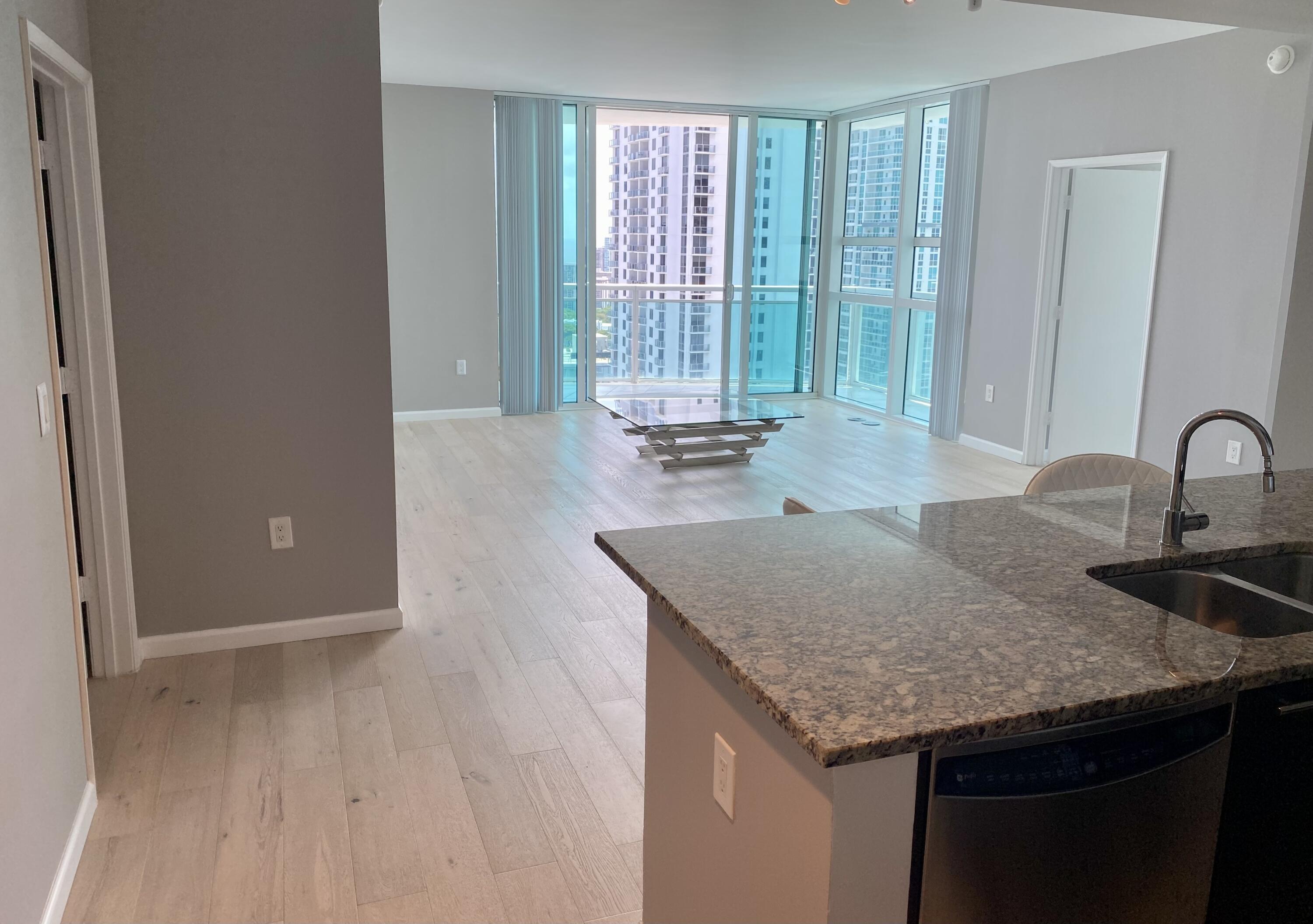 951 Brickell #3611, Miami FL 33131
