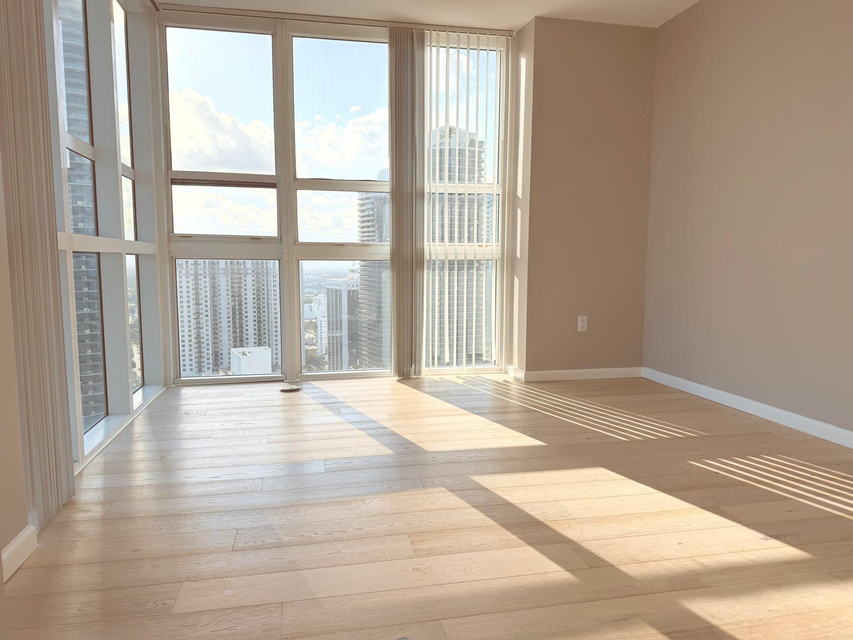 951 Brickell #3611, Miami FL 33131