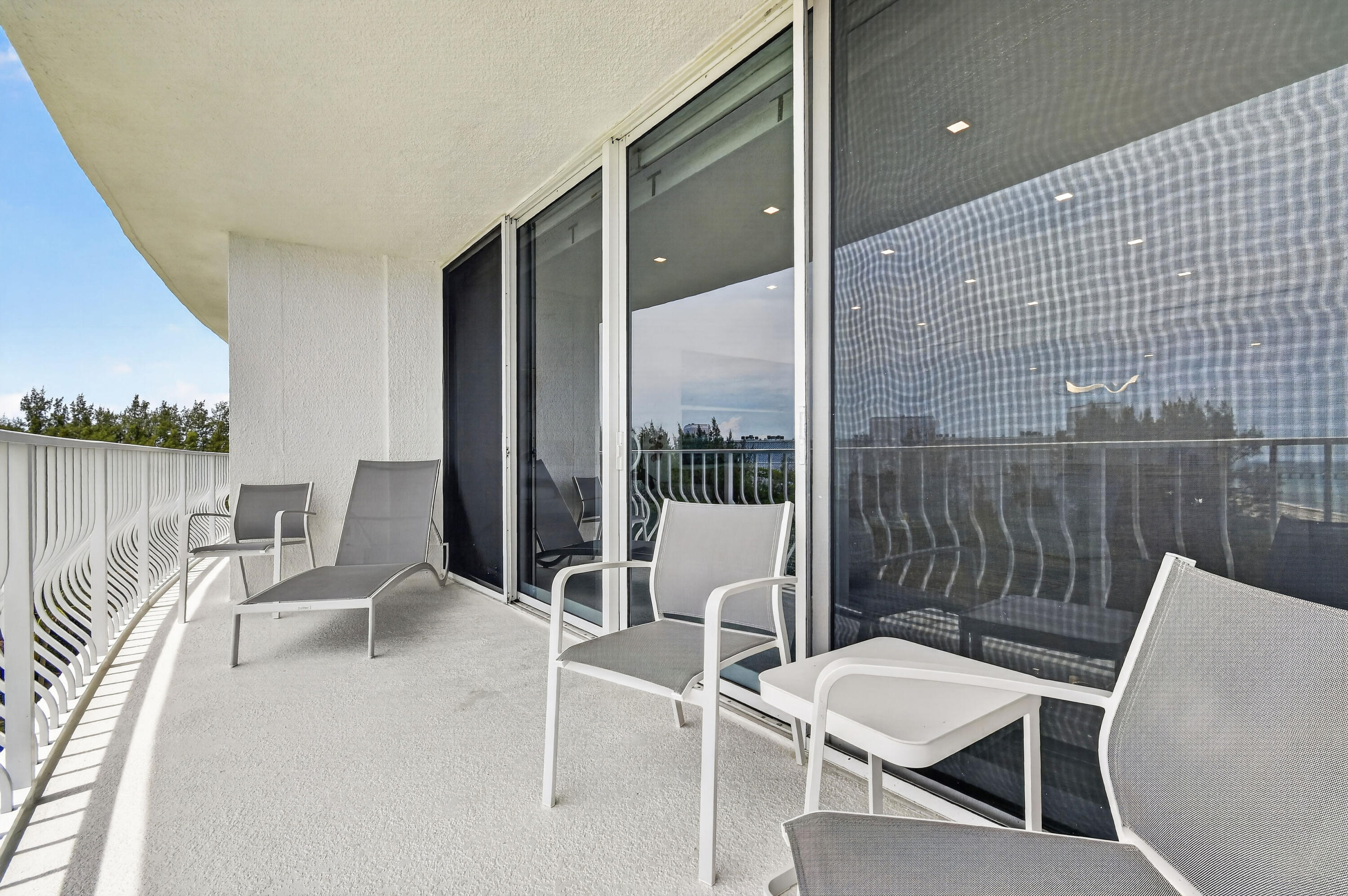 2774 S Ocean #704, Palm Beach FL 33480