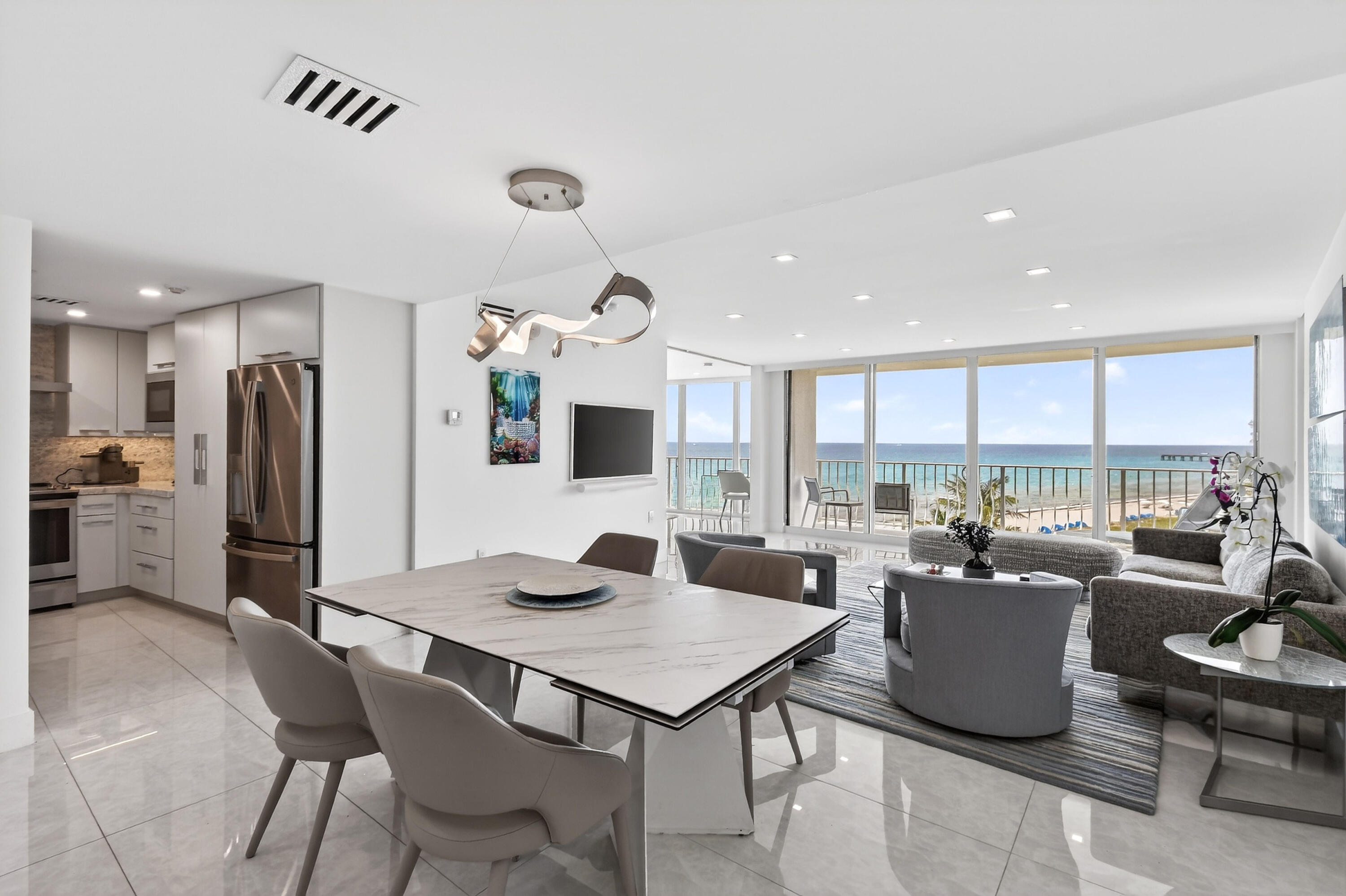 2774 S Ocean #704, Palm Beach FL 33480