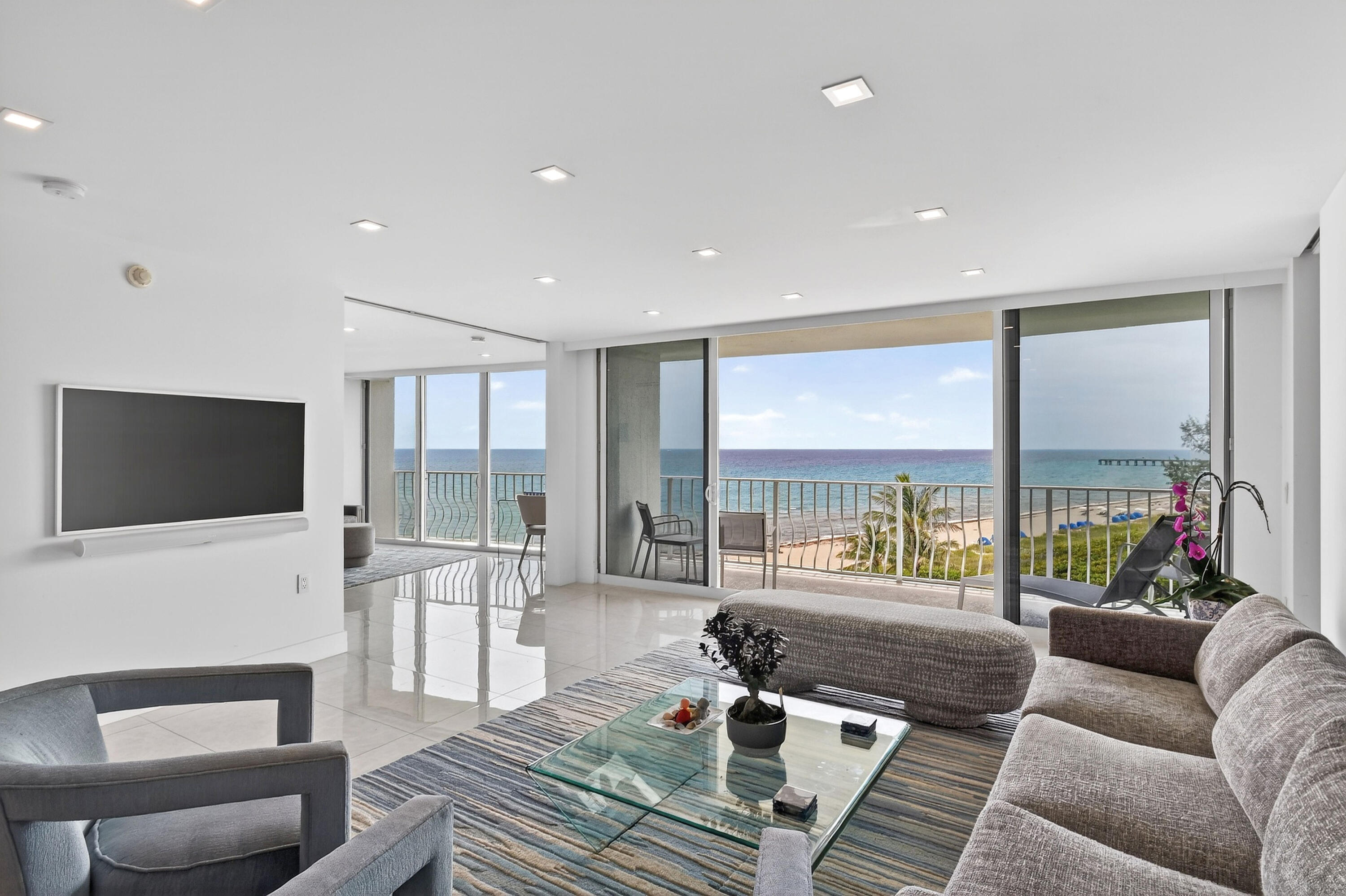 2774 S Ocean #704, Palm Beach FL 33480