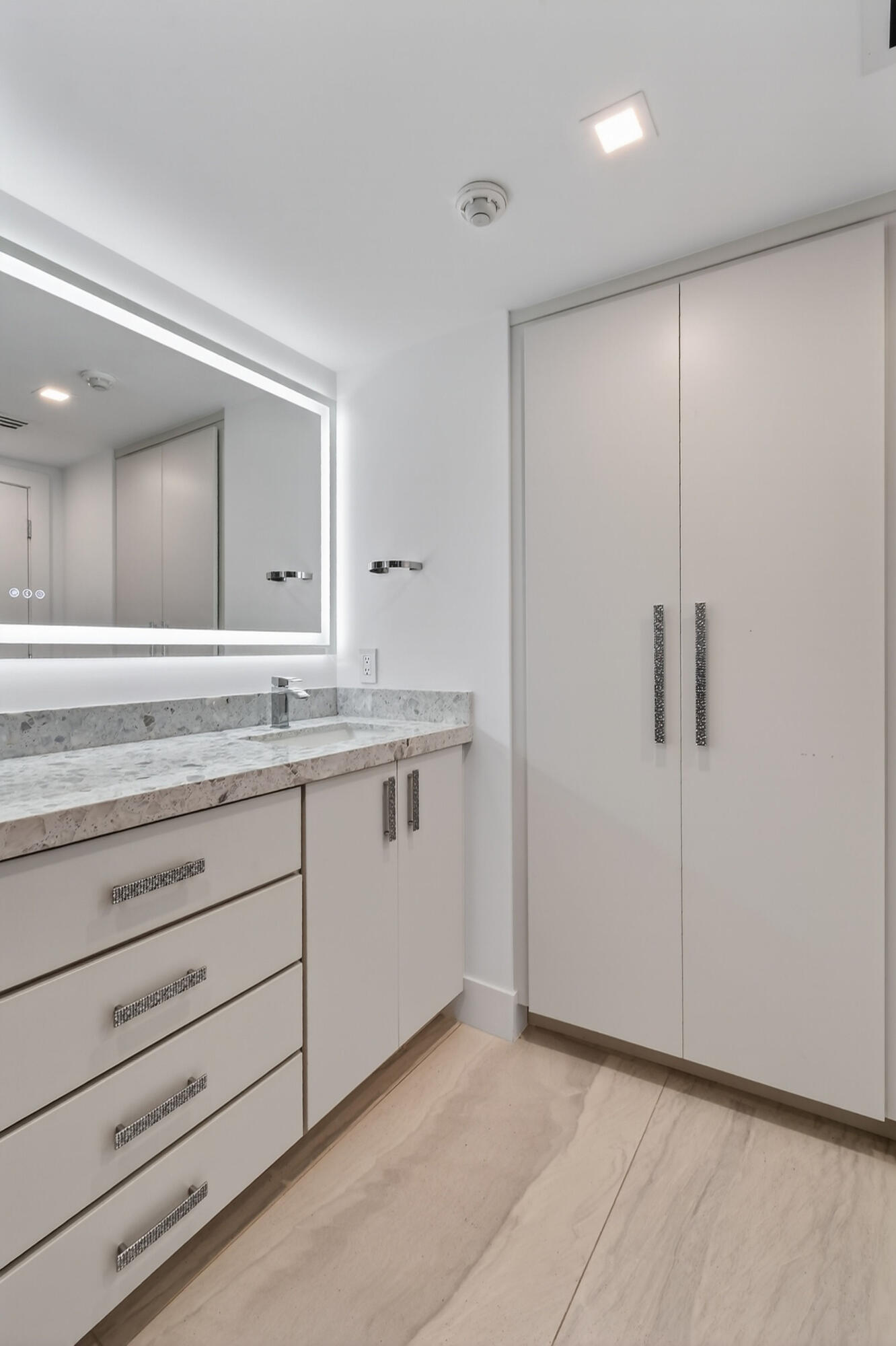 2774 S Ocean #704, Palm Beach FL 33480