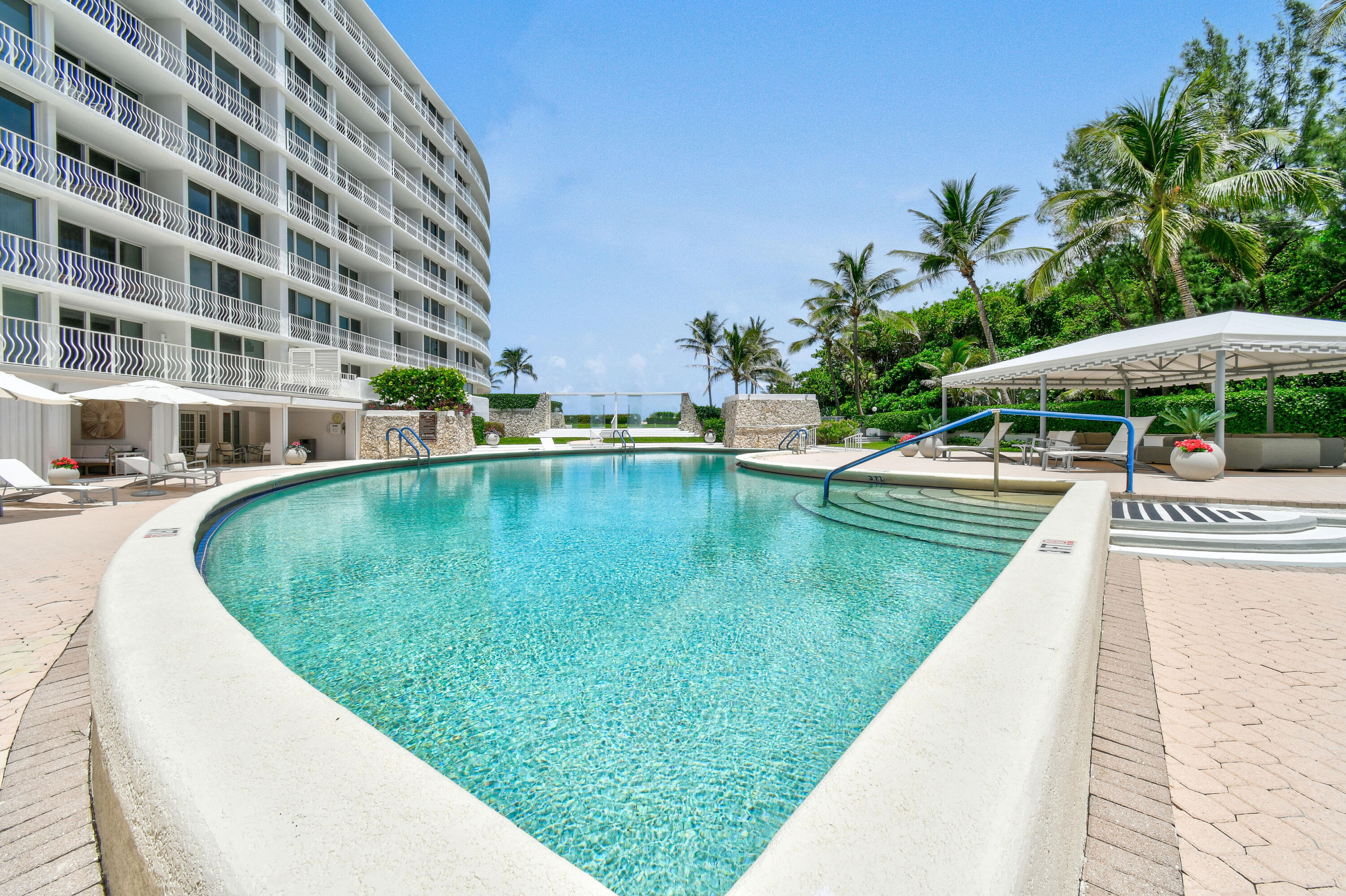 2774 S Ocean #704, Palm Beach FL 33480