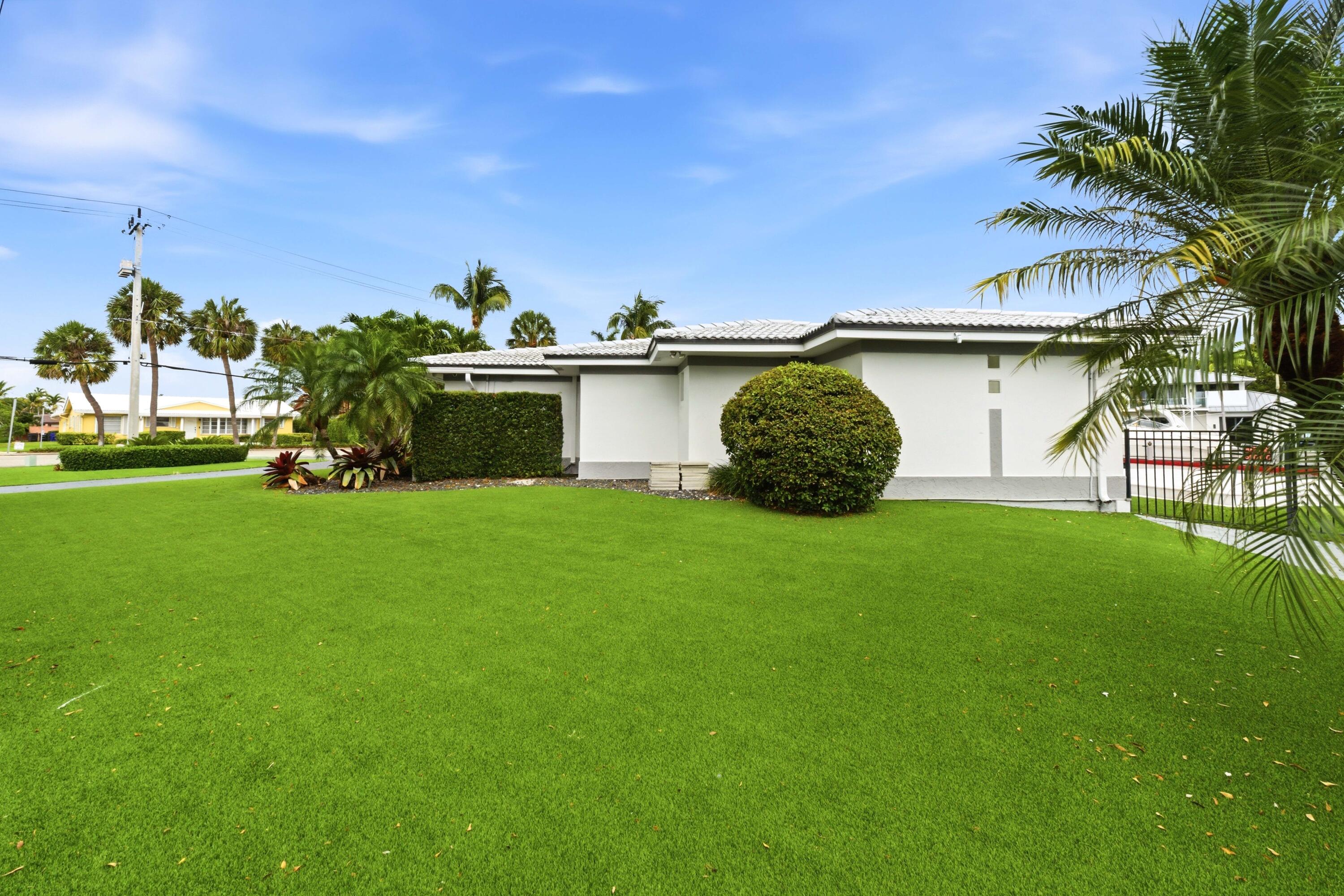 5900 Bayview, Fort Lauderdale FL 33308
