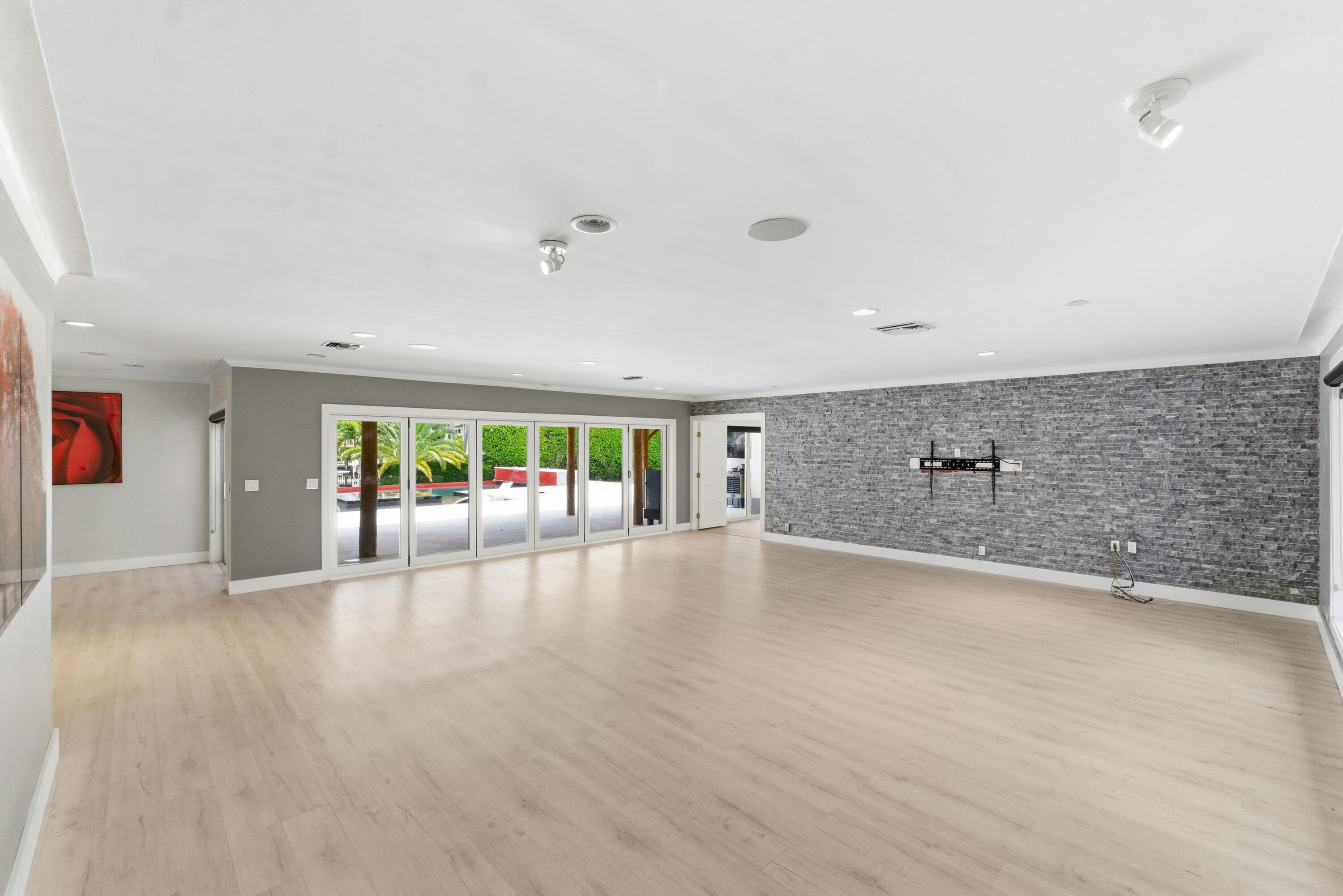 5900 Bayview, Fort Lauderdale FL 33308