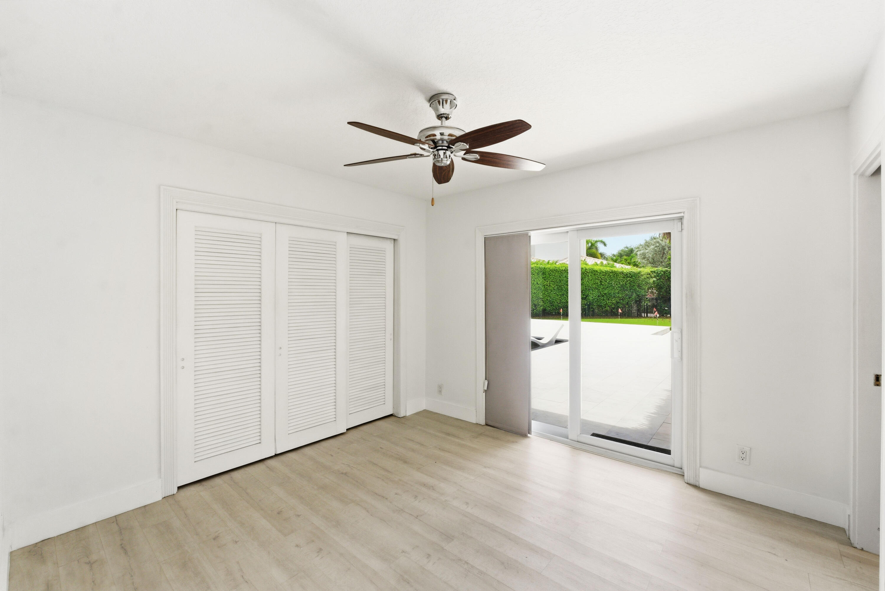 5900 Bayview, Fort Lauderdale FL 33308