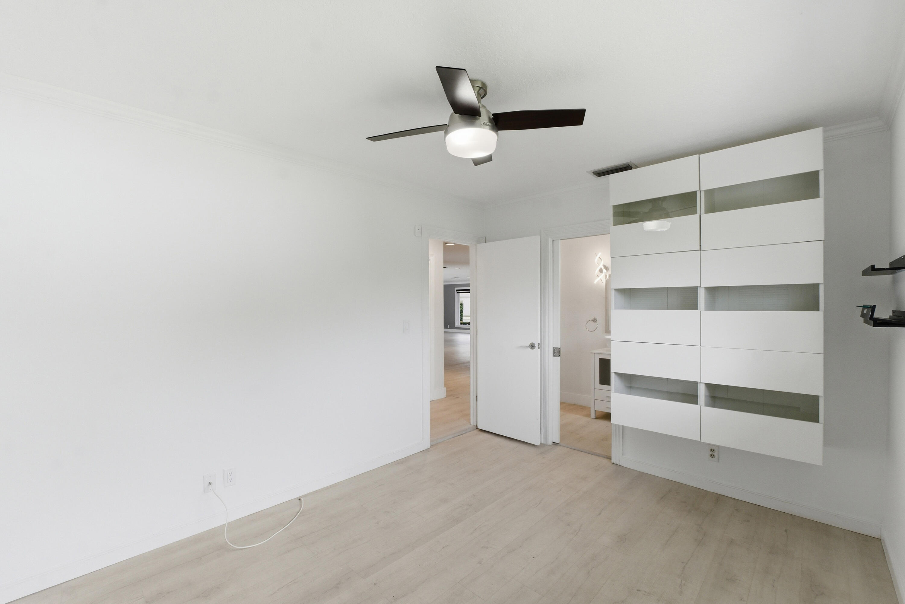 5900 Bayview, Fort Lauderdale FL 33308