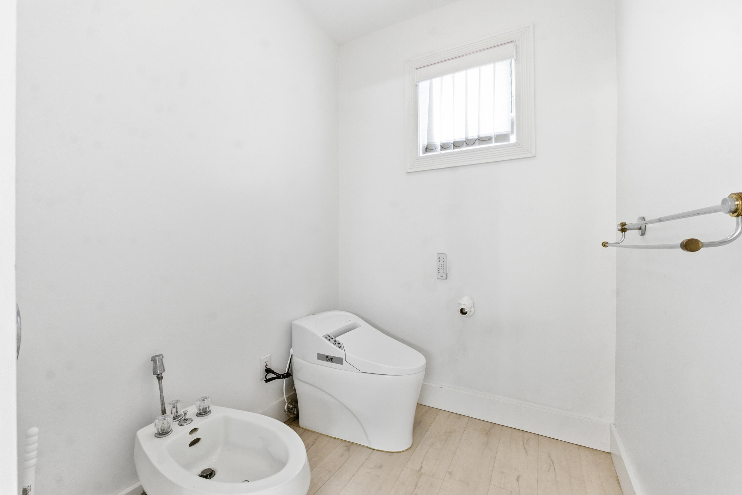 5900 Bayview, Fort Lauderdale FL 33308