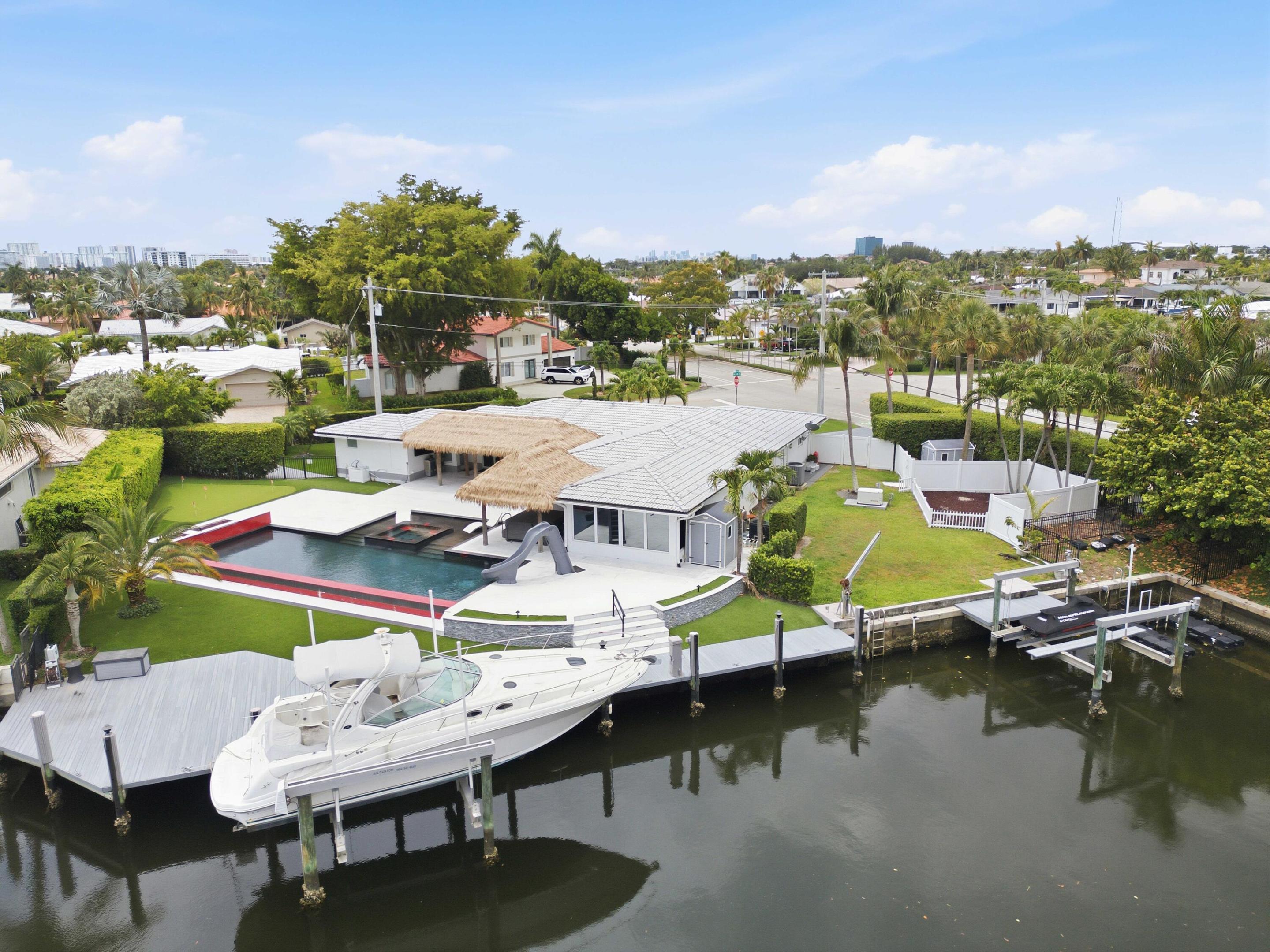 5900 Bayview, Fort Lauderdale FL 33308