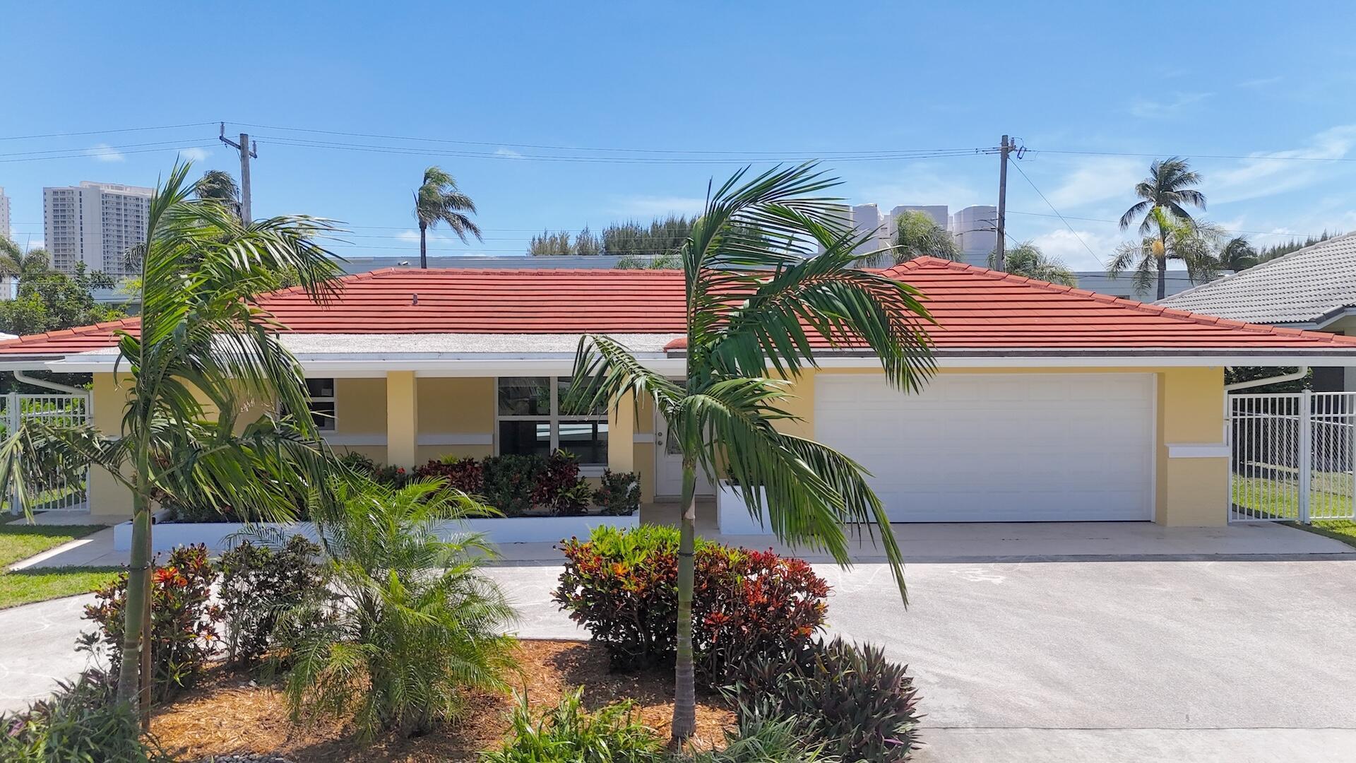 1221 Singer, Singer Island FL 33404