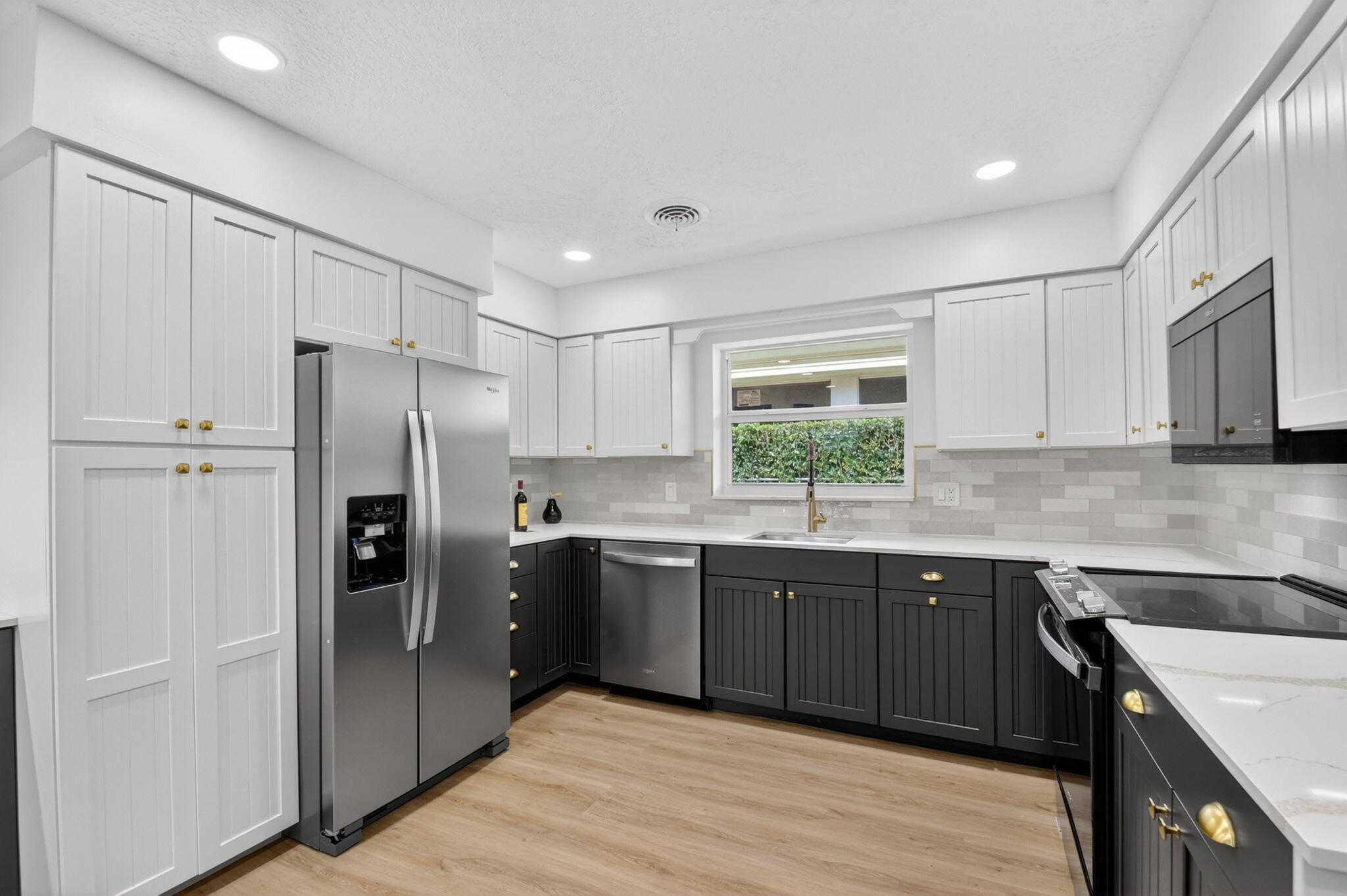1221 Singer, Singer Island FL 33404