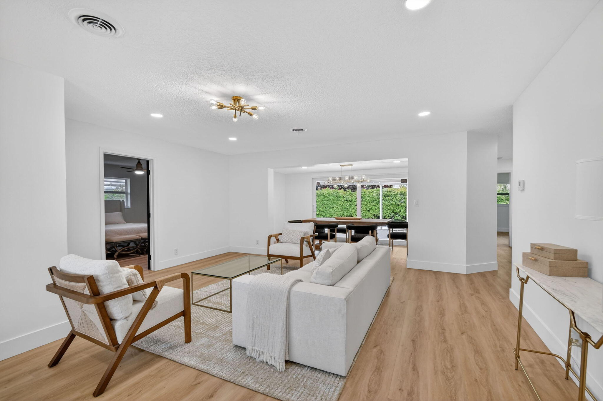 1221 Singer, Singer Island FL 33404