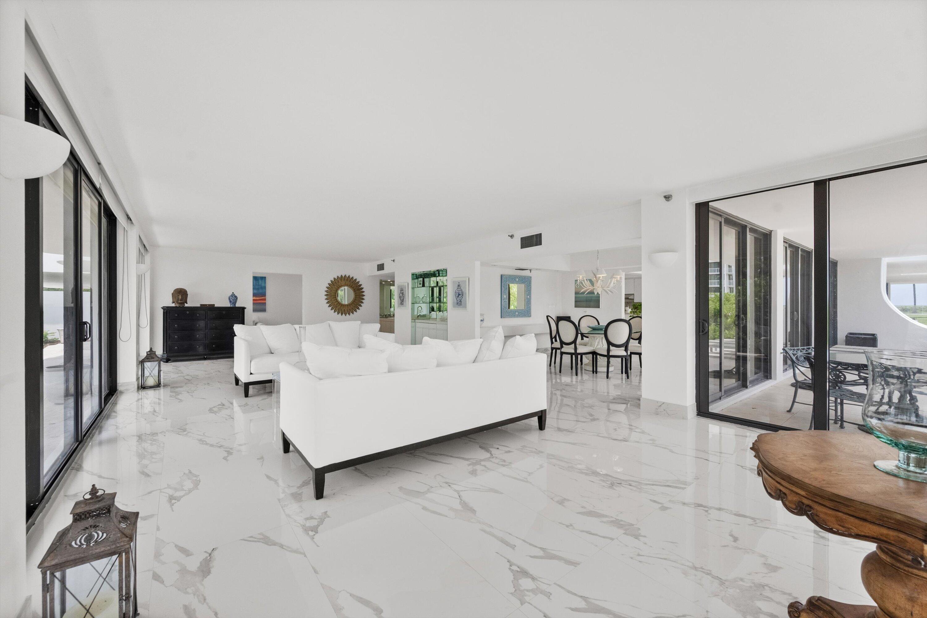 2580 S Ocean #1a1, Palm Beach FL 33480