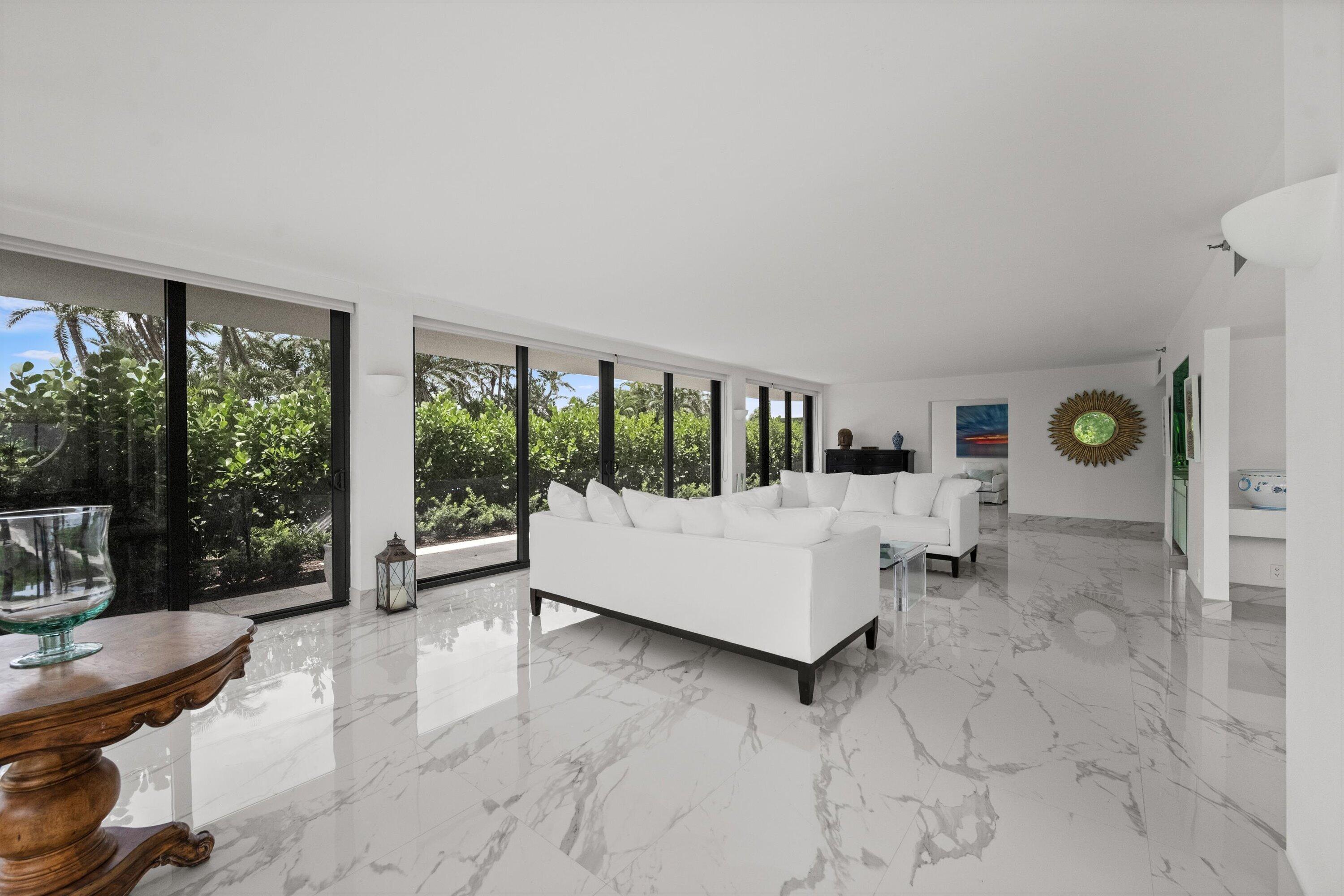 2580 S Ocean #1a1, Palm Beach FL 33480