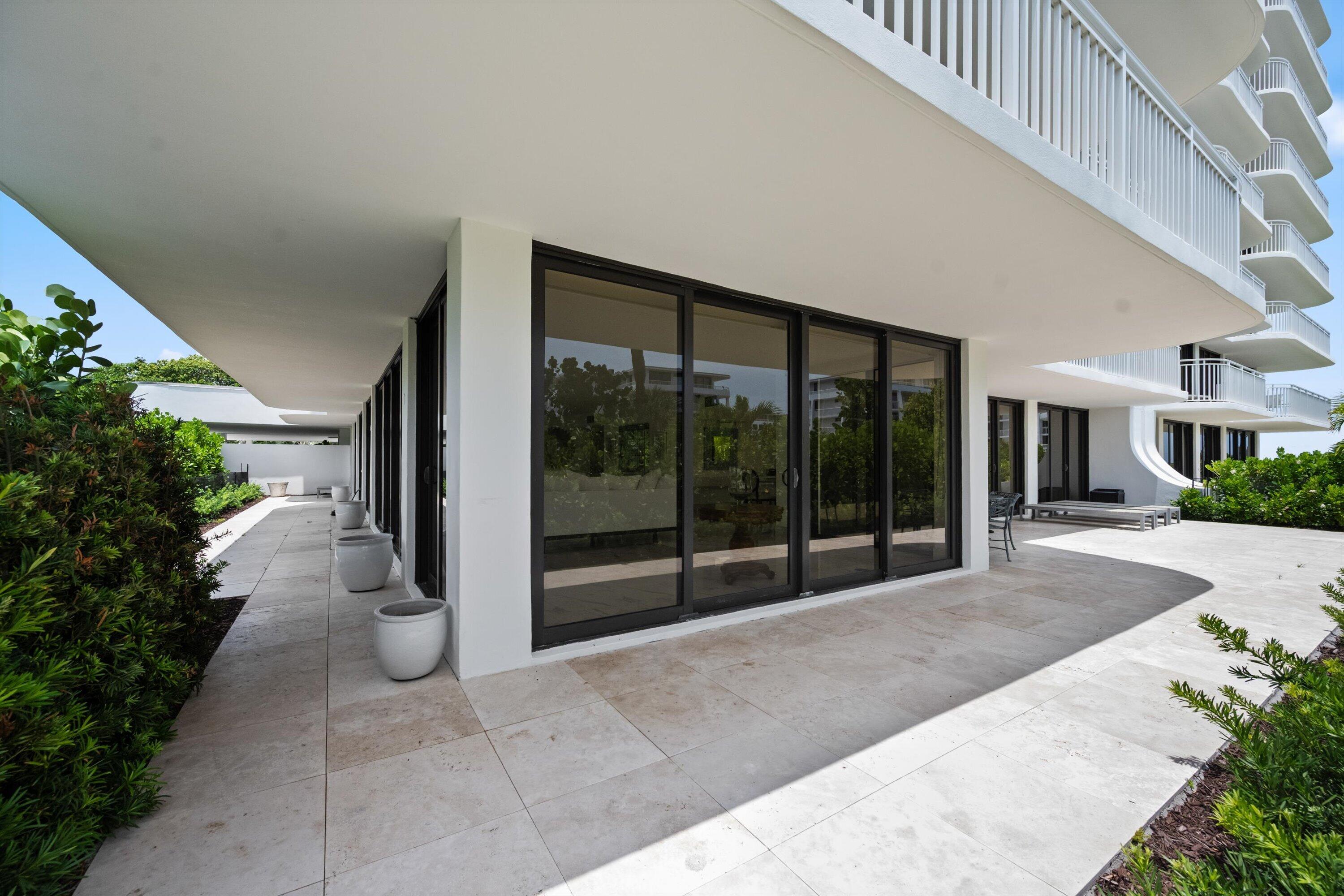 2580 S Ocean #1a1, Palm Beach FL 33480