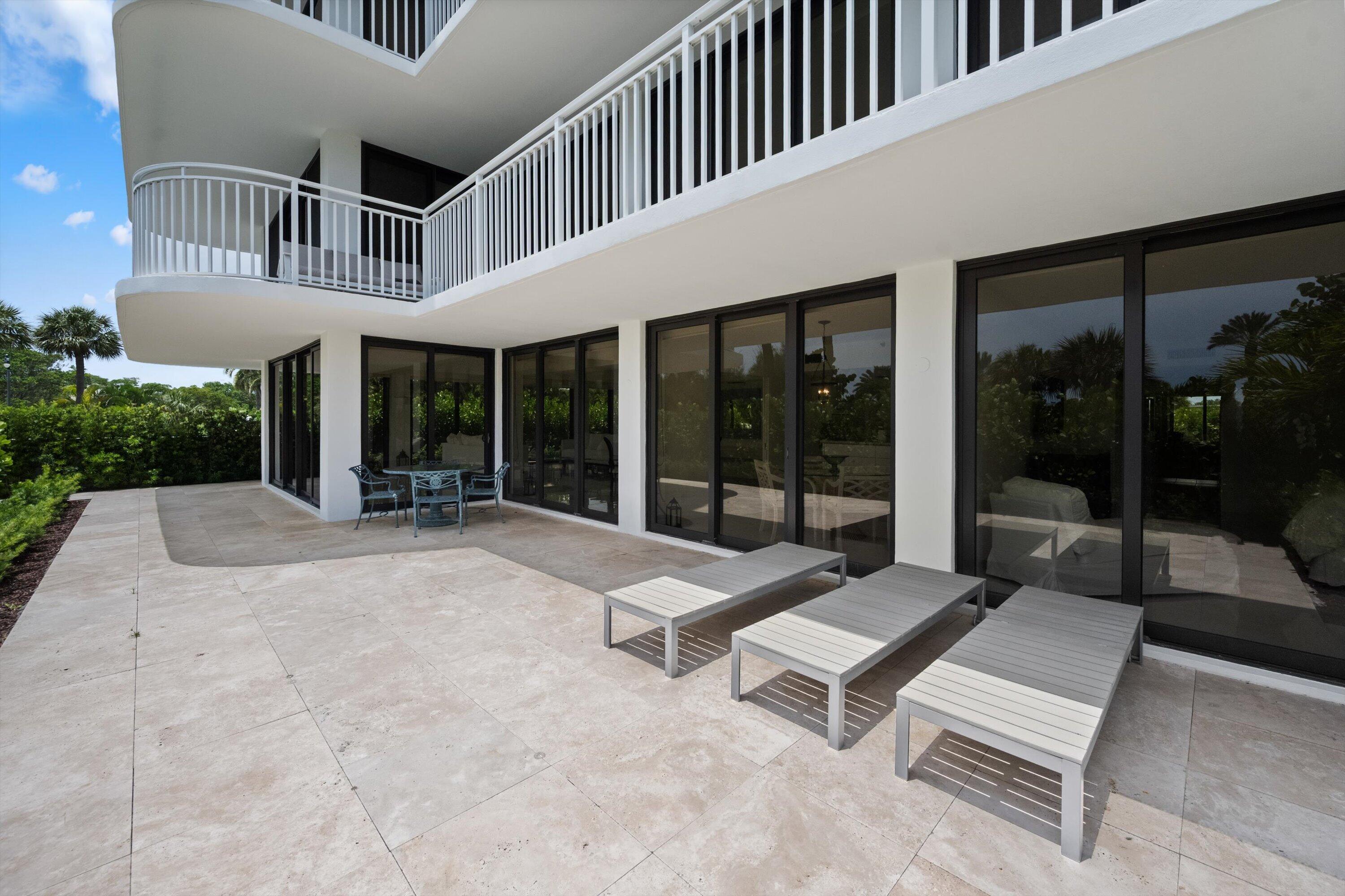 2580 S Ocean #1a1, Palm Beach FL 33480