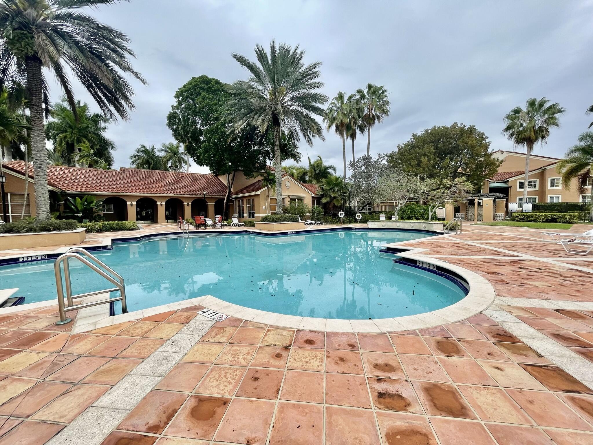 4856 N State Rd 7 #1207, Coconut Creek FL 33073