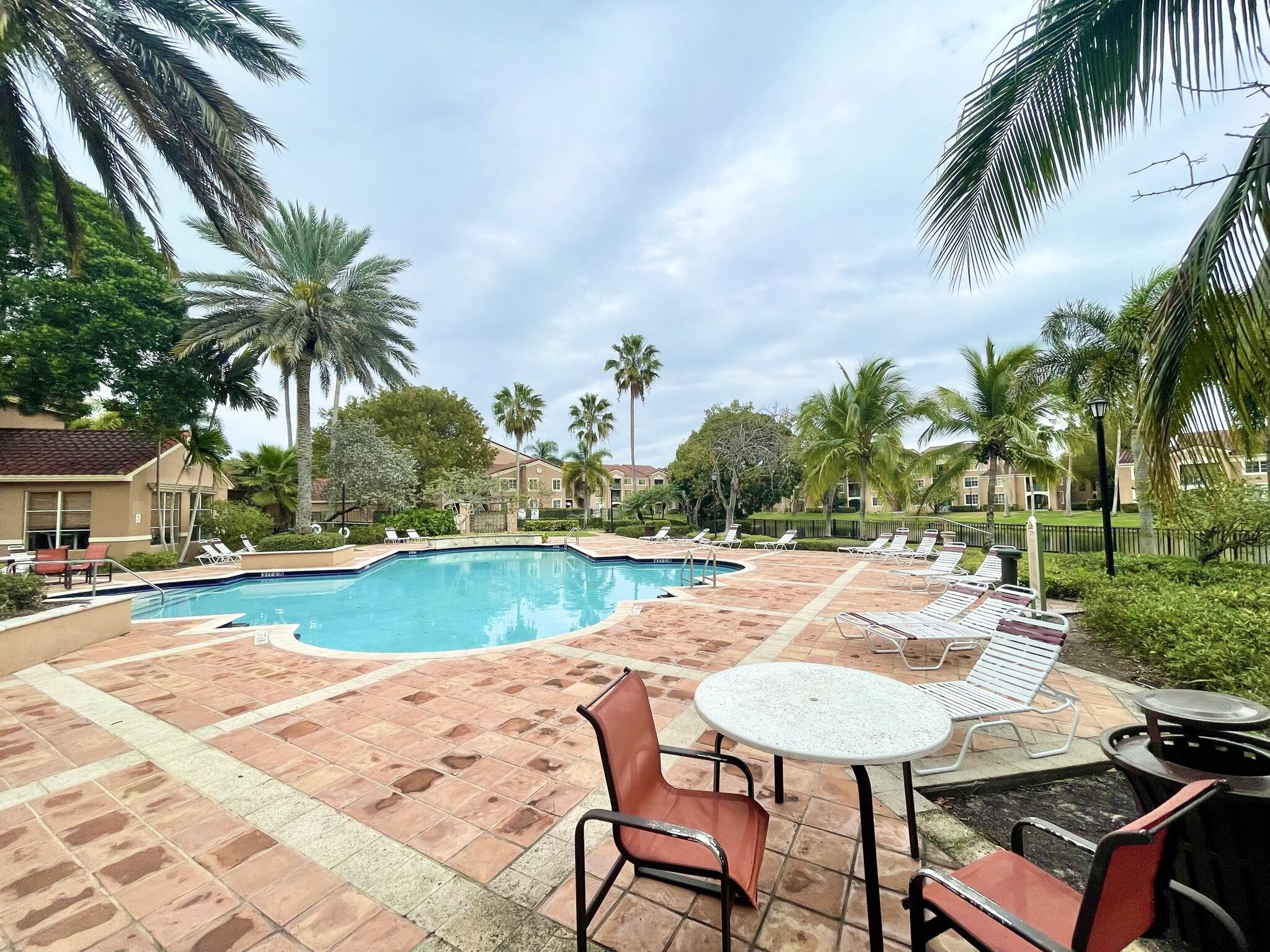 4856 N State Rd 7 #1207, Coconut Creek FL 33073